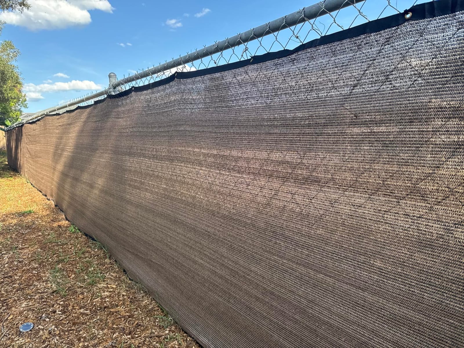 5ftx50ft Fence Privacy Screen Heavy Duty 170 GSM Windscreen & Dustproof Fabric Privacy Screen Covering Mesh Fencing for Outdoor Patio, Balcony, Pool Deck, Brown customer photo 1