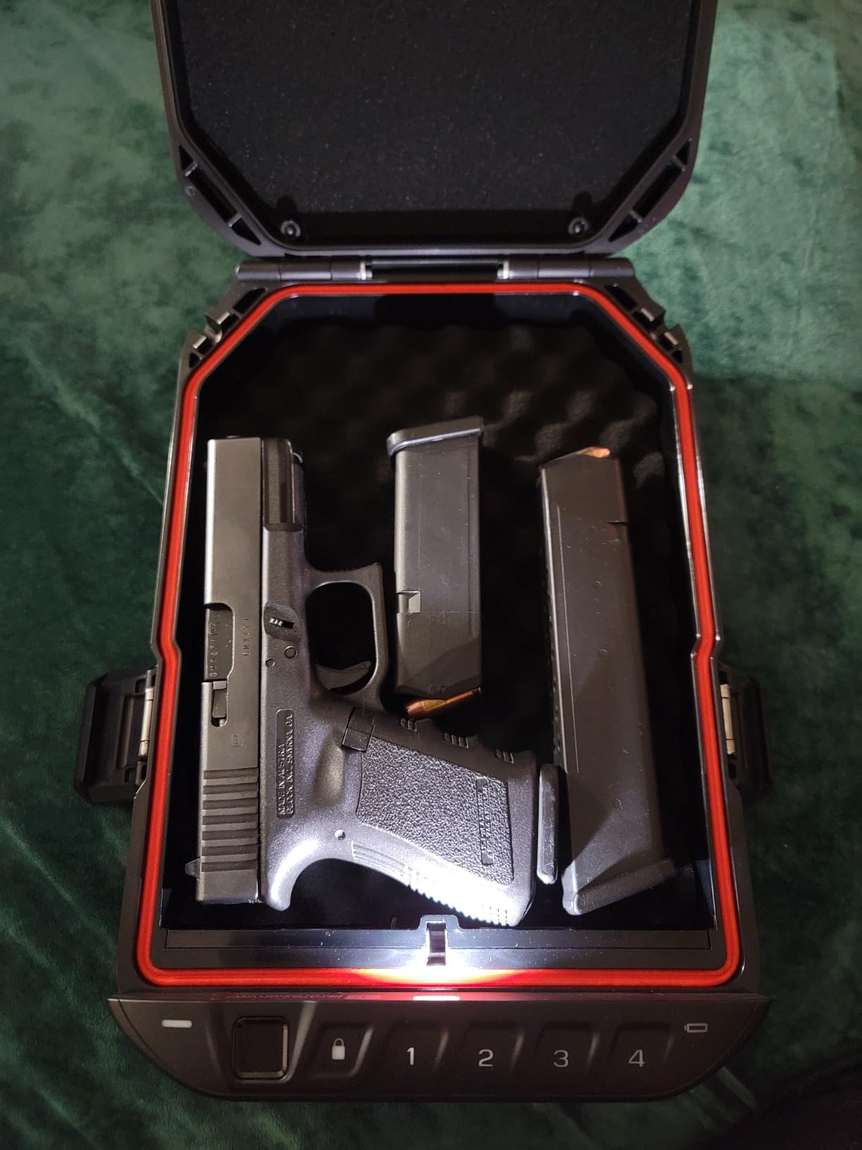 VAULTEK LifePod 20 Full-Size Biometric Lockable Weatherproof Case with Built-in Lock, Steel Security Cable, & TSA Handgun Case or Car Safe, Portable Travel Pistol Safe/Covert Black/Biometric customer photo 2