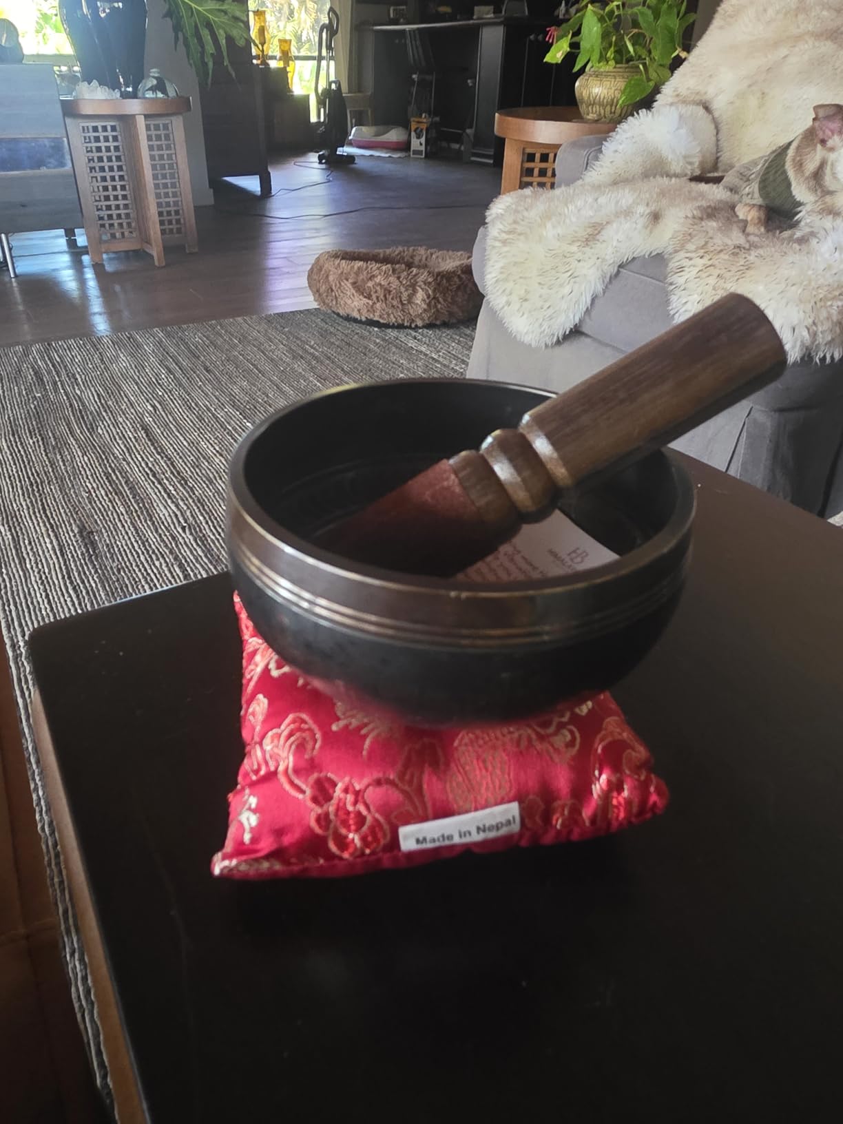 Premium Tibetan Singing Bowl Set - Handmade in Nepal Sound & Meditation Bowl - Spiritual Decor for Yoga, Wellness Spaces & Relaxation customer photo 1