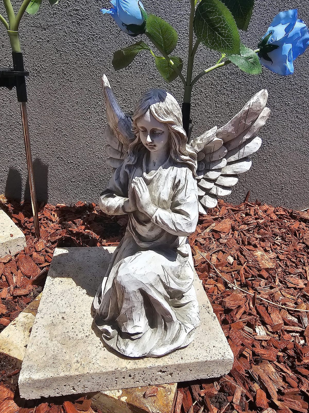 Praying Angel Garden Statue, Religious Fairy Sculpture Waterproof Decorative Figurine Art Decor for Patio, Lawn, Yard, Housewarming Ornament Present Angels HSa-1 customer photo 2
