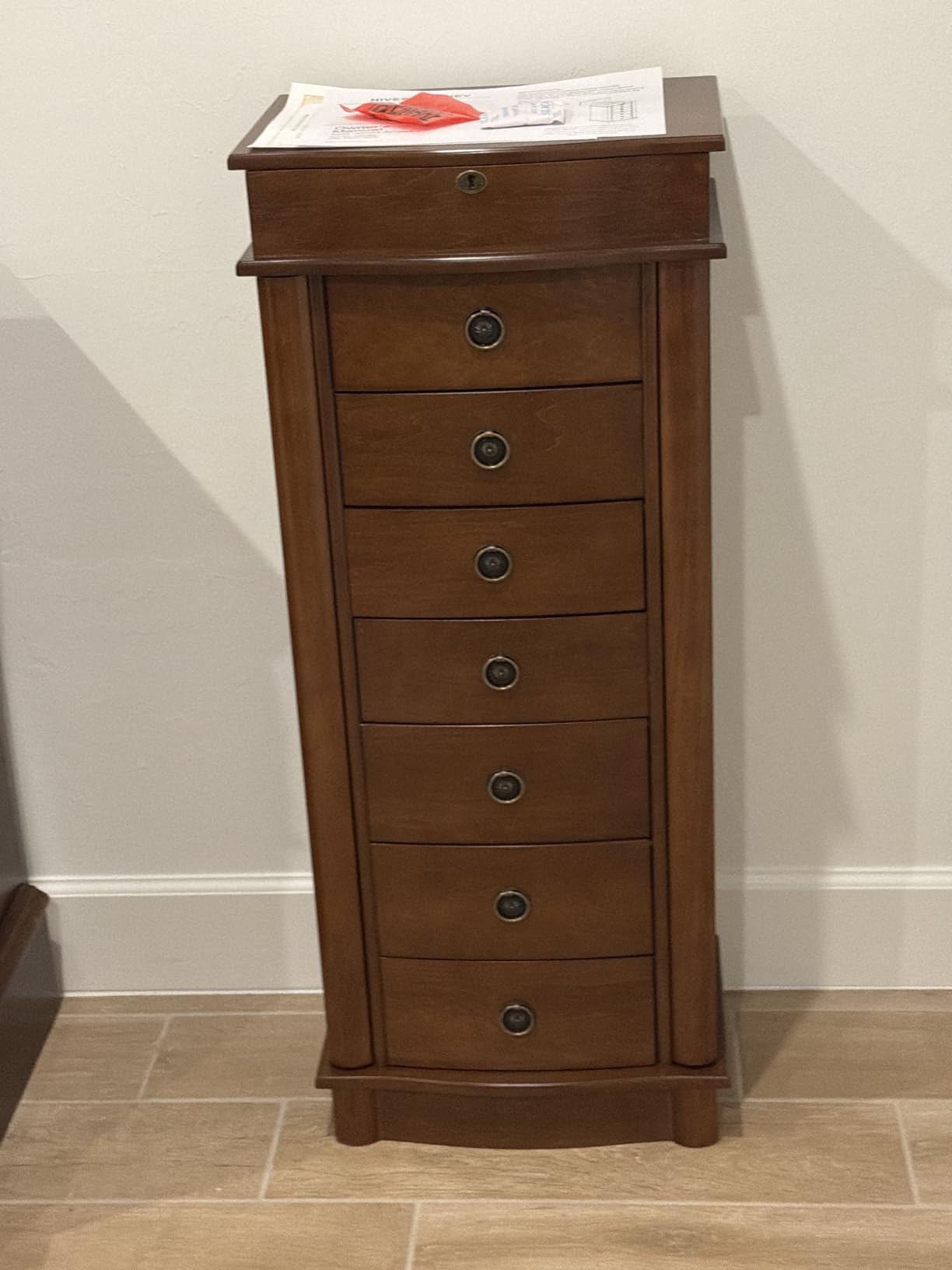 Hives and Honey Noelle Standing Jewelry Armoire, Locking Organizer with Mirror, 7 Drawers, Side Doors, Necklace Hooks, Ring Rolls, Jewelry Box for Earrings, Bracelets, and More customer photo 1