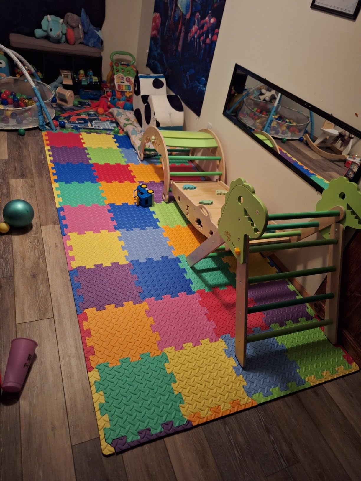 Amazon Basics Kids Interlocking Puzzle Exercise Play Mat, EVA Foam Floor Tiles, 36-Pack with 54 Borders, 12
