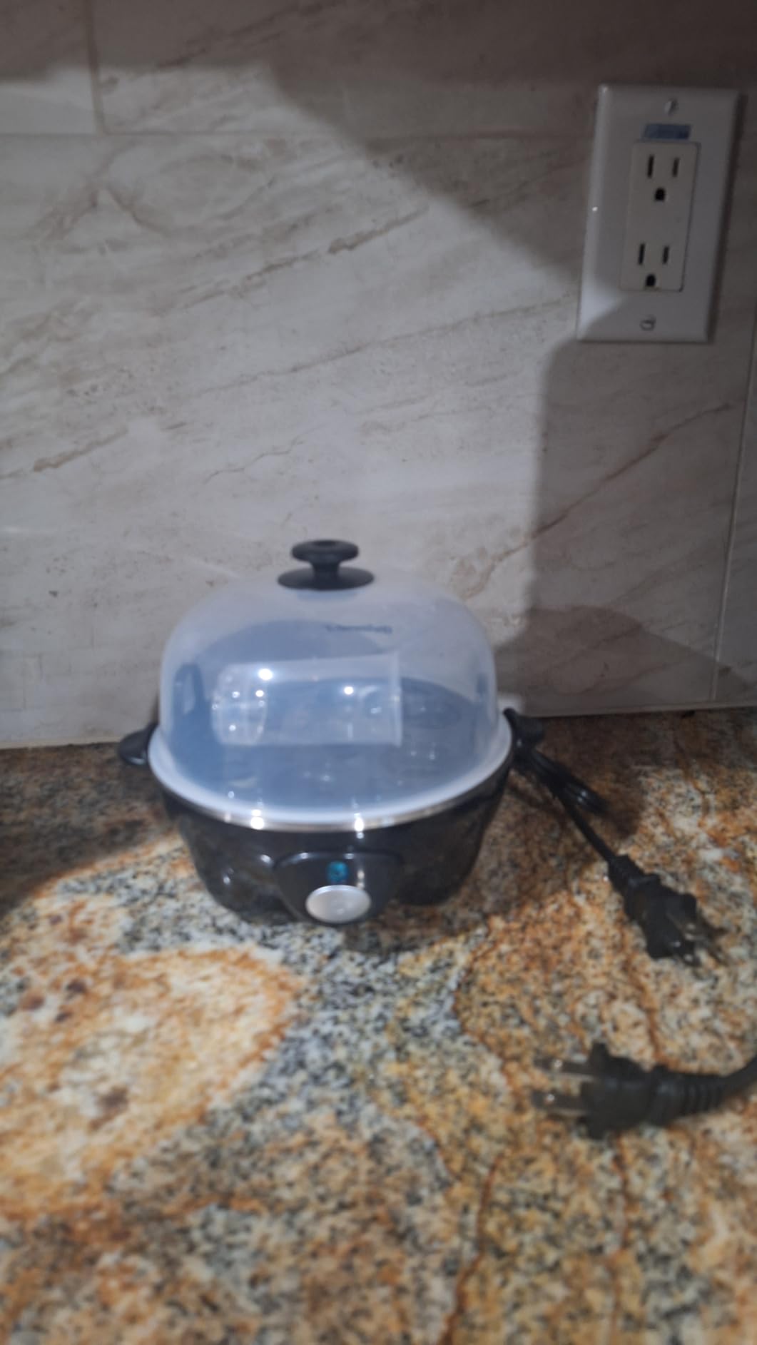 Elite Gourmet 7-Egg Rapid Egg Cooker, Poacher/Omelet Maker, Auto Shut-Off | Soft, Medium & Hard Boiled, Alarm, EGC-007B# customer photo 2