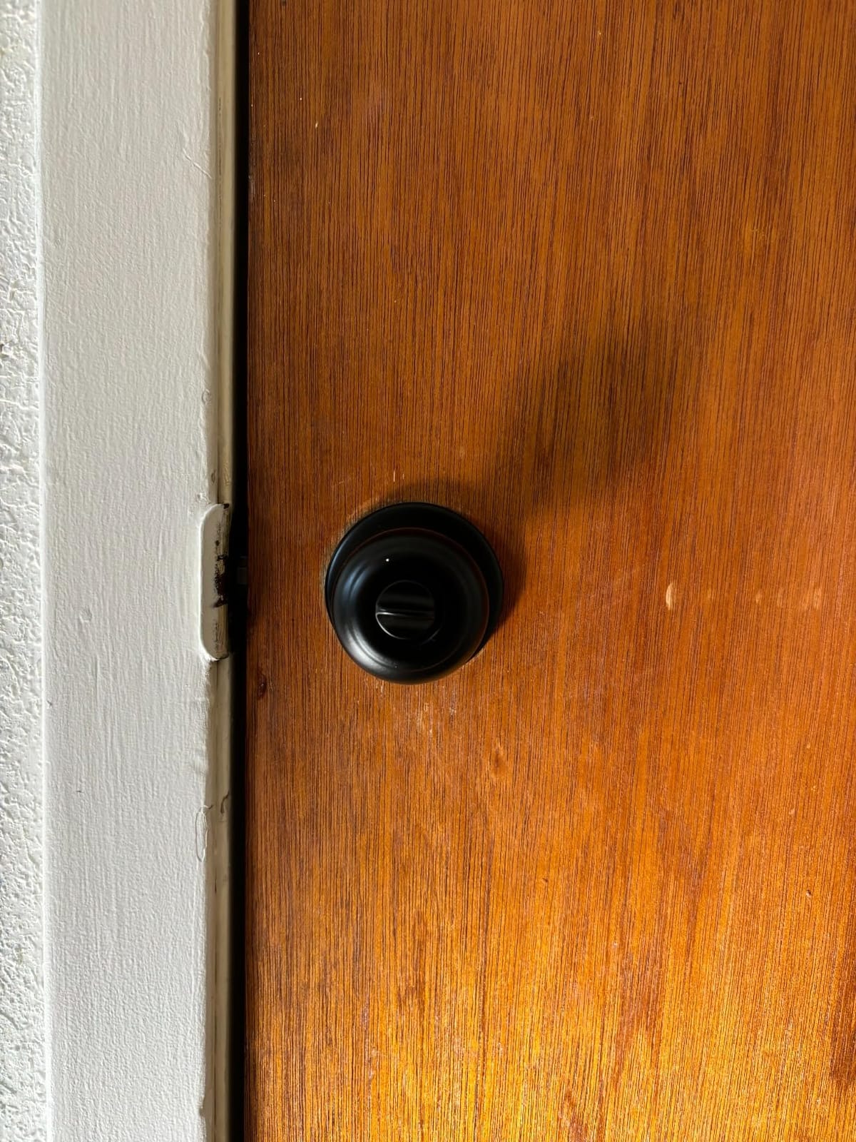 Kwikset Cove Interior Privacy Door Knob with Lock, Door Handle For Bathroom and Bedroom, Matte Black Keyless Turn Lock Doorknob customer photo 1