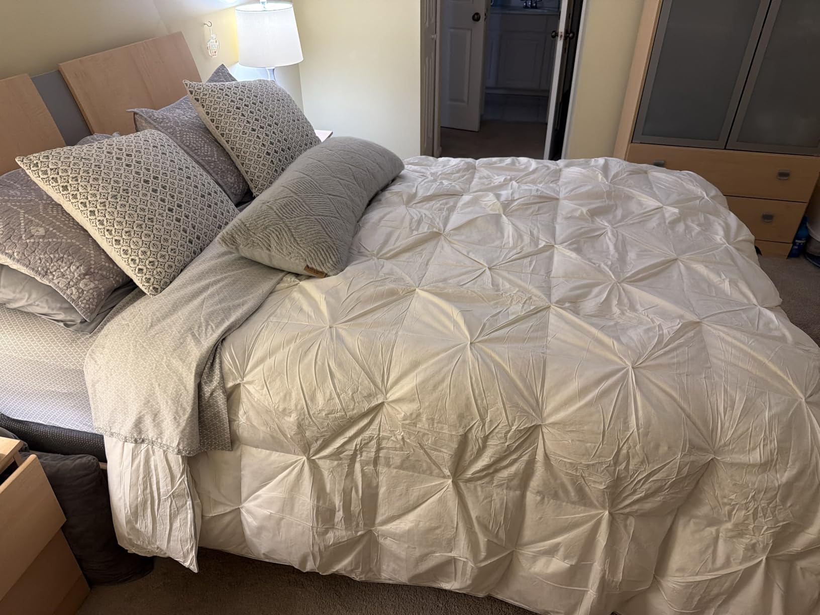 Three Geese Pinch Pleat Waterfowl Feathers and Down Comforter King Size Duvet Insert, 750+ Fill Power, 1200TC 100% Cotton, Premium All Seasons BlackGrey Comforter with 8 Tabs customer photo 1