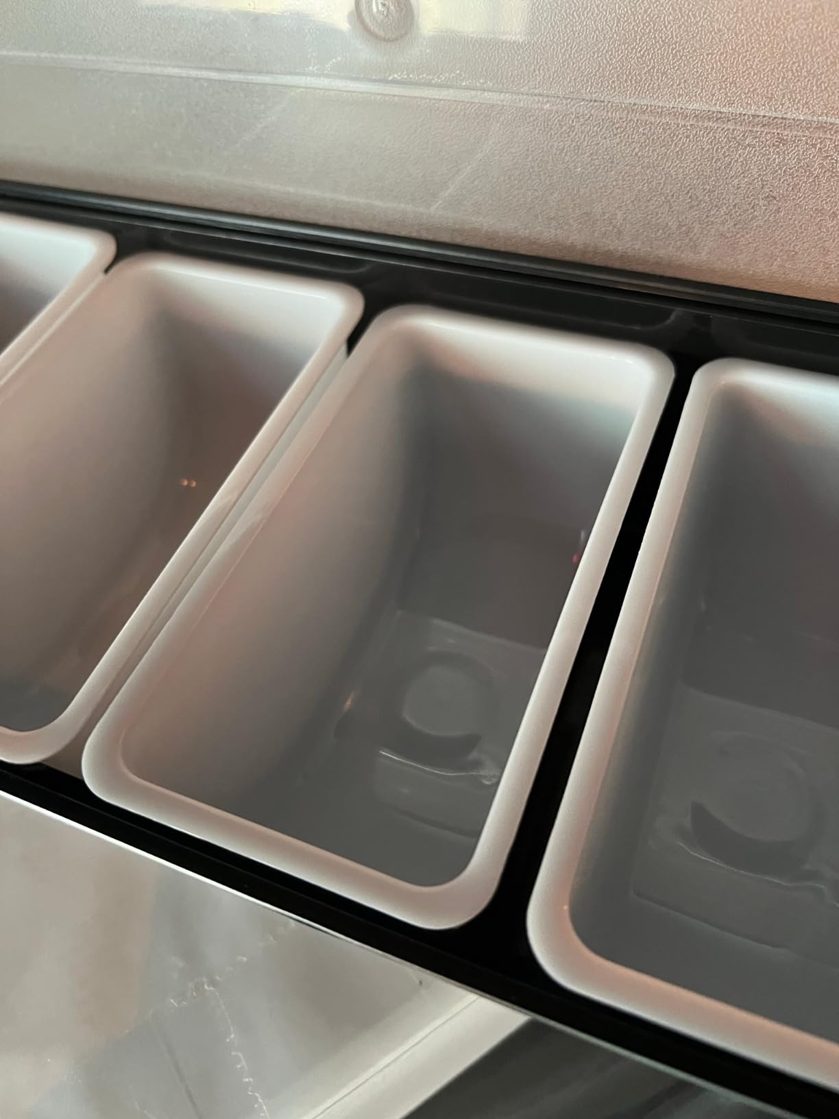 Garnish Tray with Lid Fruit Caddy Tongs Forks Bar,6 Compartments customer photo 1
