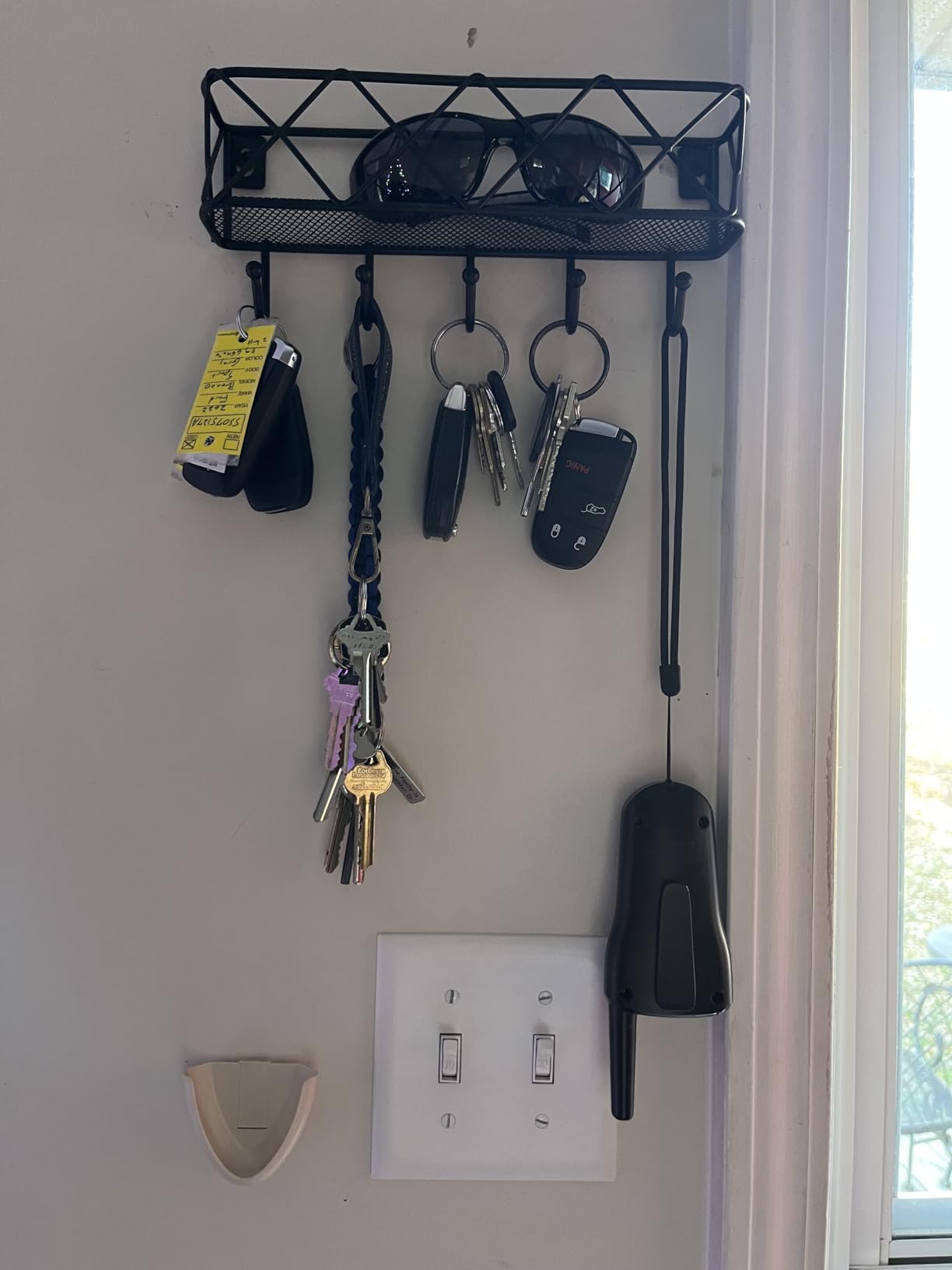 HappyHapi Key Holder Wall Mount, Metal Key Rack, 9.8