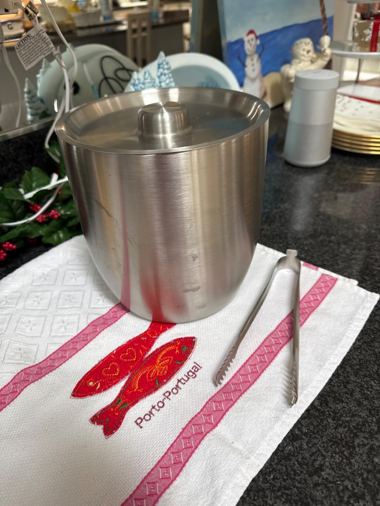 Tiken 3L Double-Wall Vacuum Insulated Ice Bucket with Lid & Tong Stainless Steel Champagne Buckets for Cocktail Bar, Parties & Outdoor customer photo 1