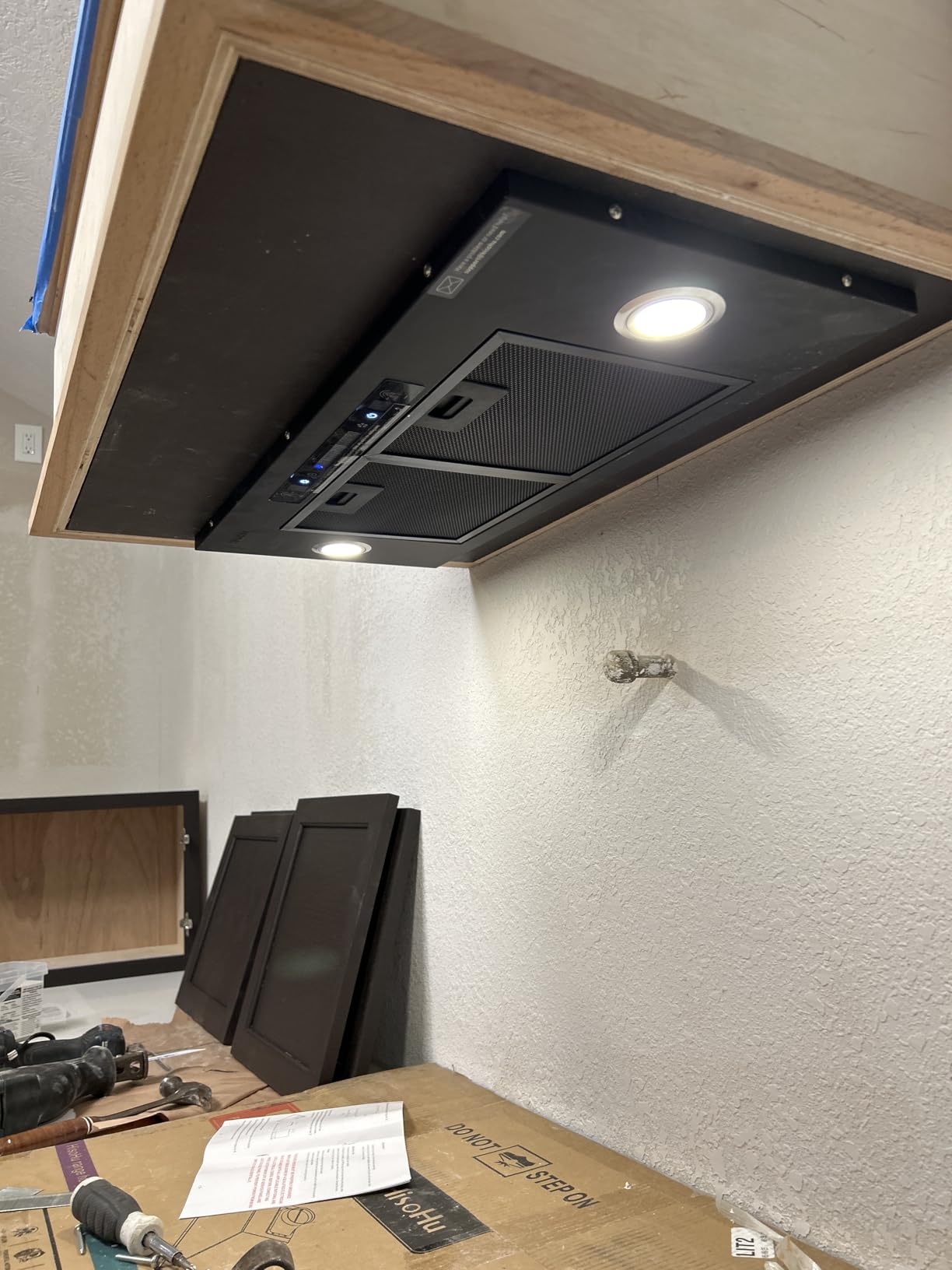 HisoHu Insert Range Hood 30 Inch / 36 Inch, 1200 CFM with Ducted Convertible Ductless (Kit Included), Stainless Steel Kitchen Vent Hood with 4 Speed Exhaust (30'', Black) customer photo 2