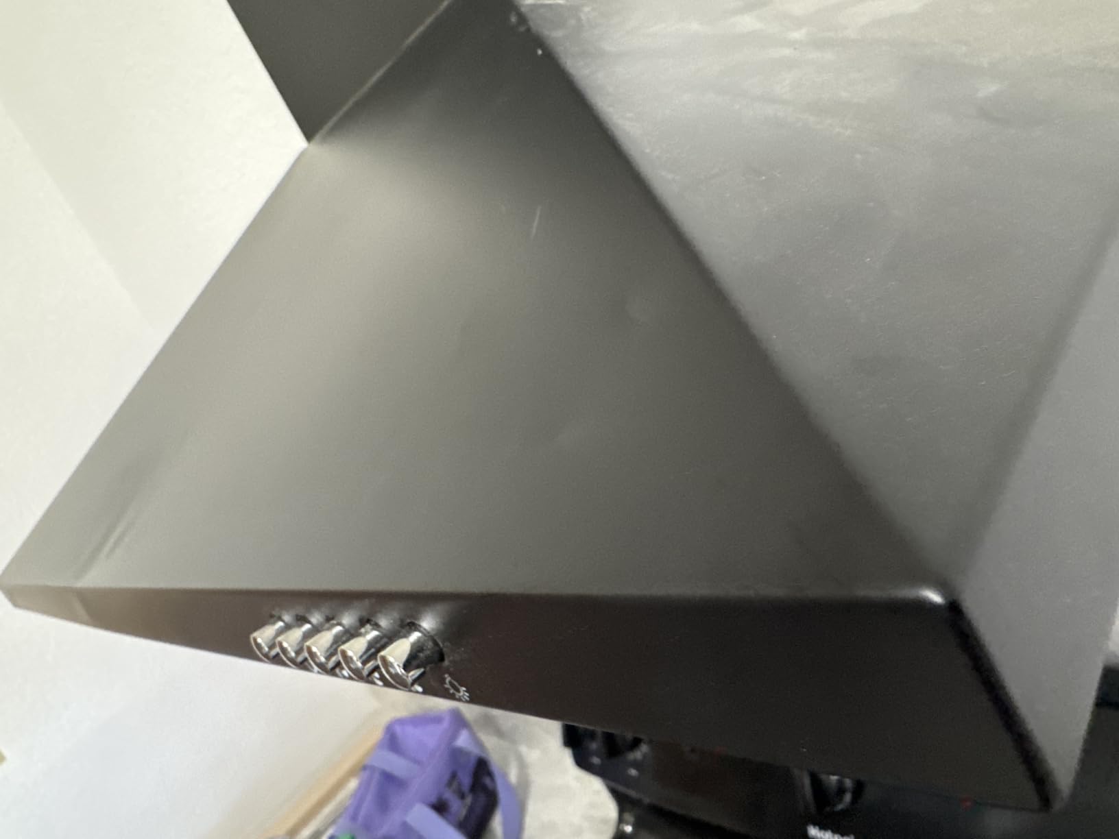 SNDOAS Range Hood 30 inch, Wall Mount Range Hood in Stainless Steel With Ducted/Ductless Convertible, Stove Vent Hood with Aluminum Filters, 3 Speed Exhaust Fan, LED Light, Button Control customer photo 1