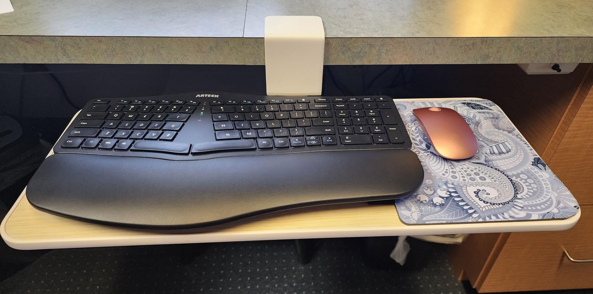 Arteck Split Ergonomic Keyboard with Palm Rest, 2.4G USB Wireless Keyboard customer photo 1
