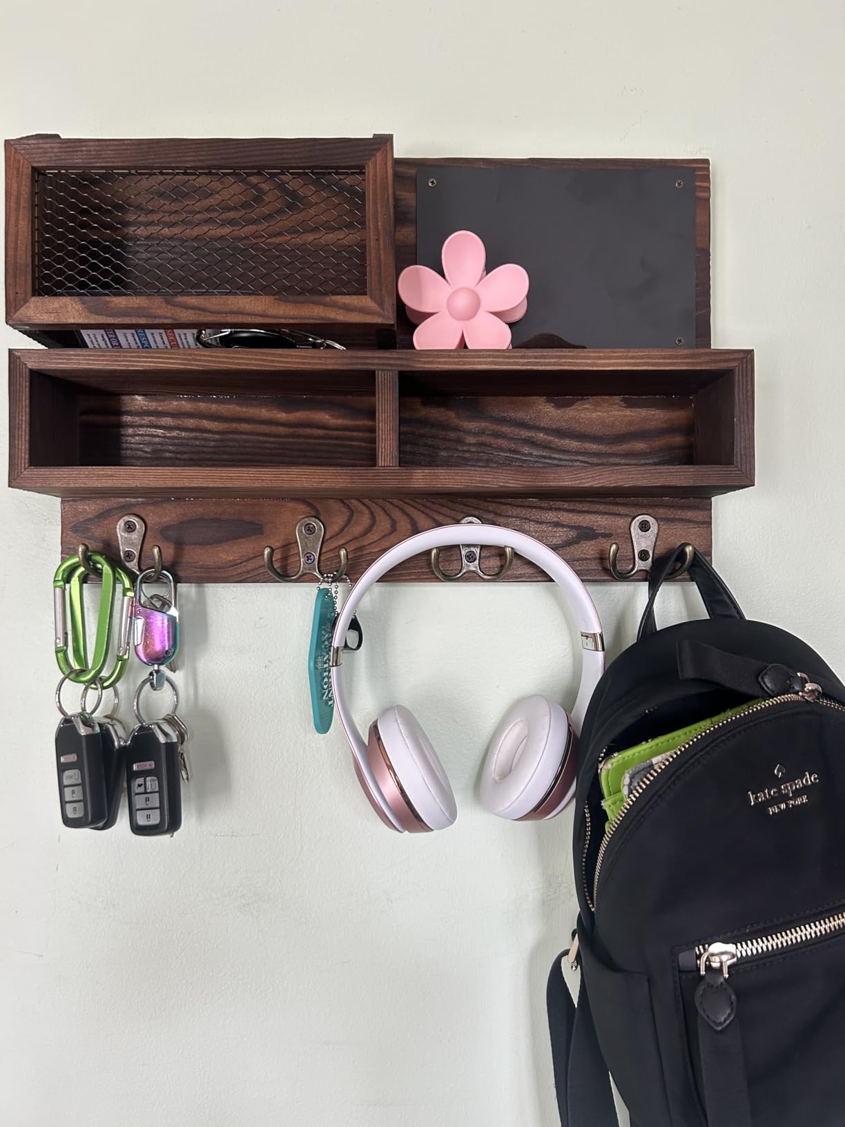 Key Holder for Wall, Mail Organizer Wall Mount with Key Hooks and Wallet Holder, Sunglasses Storage and Dog Leash Hanger, Decorative with 4 Double Hooks and Chalkboard customer photo 1