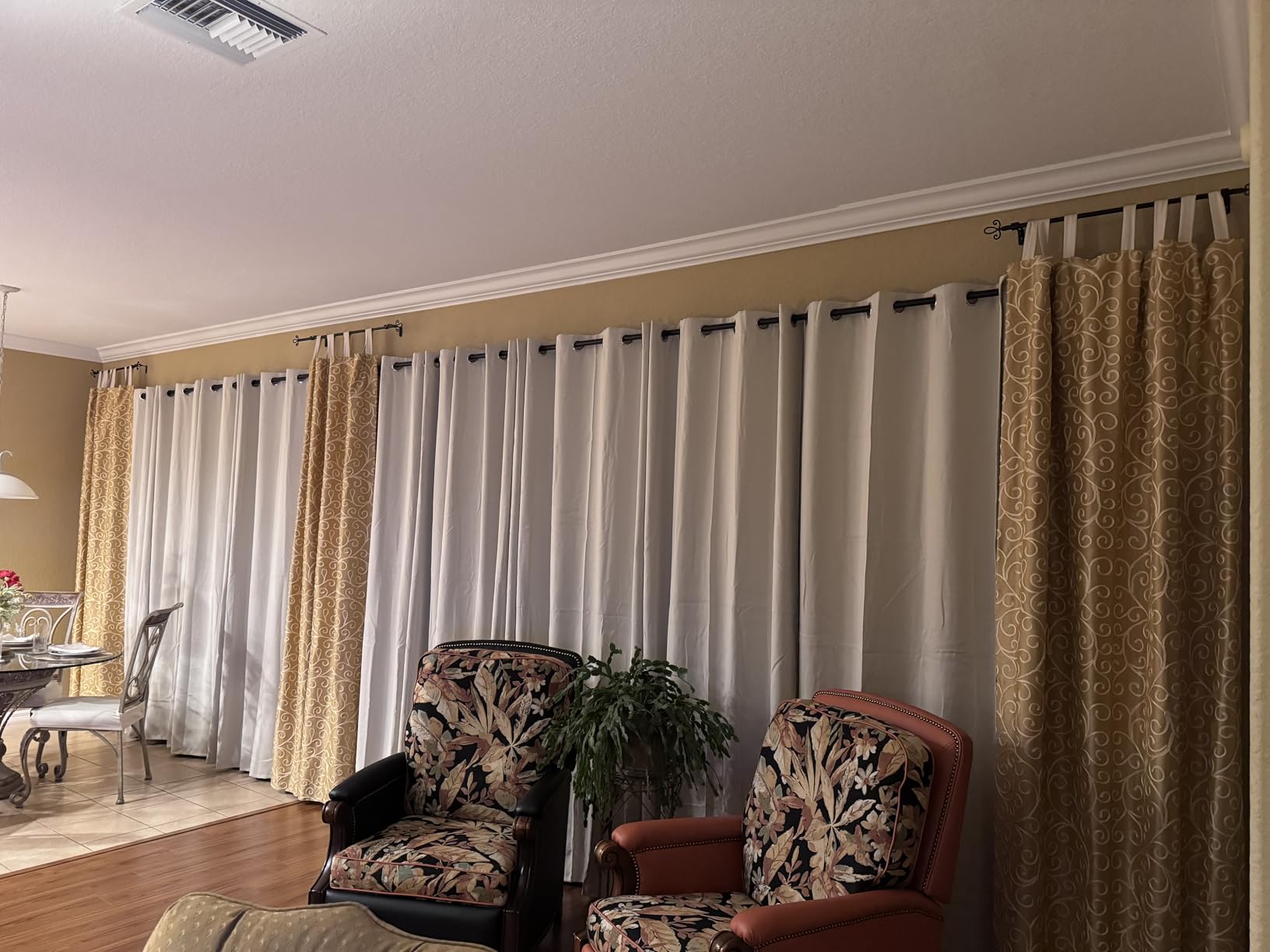 Zeerobee 1 Inch Adjustable Curtain Rods for Windows, 32
