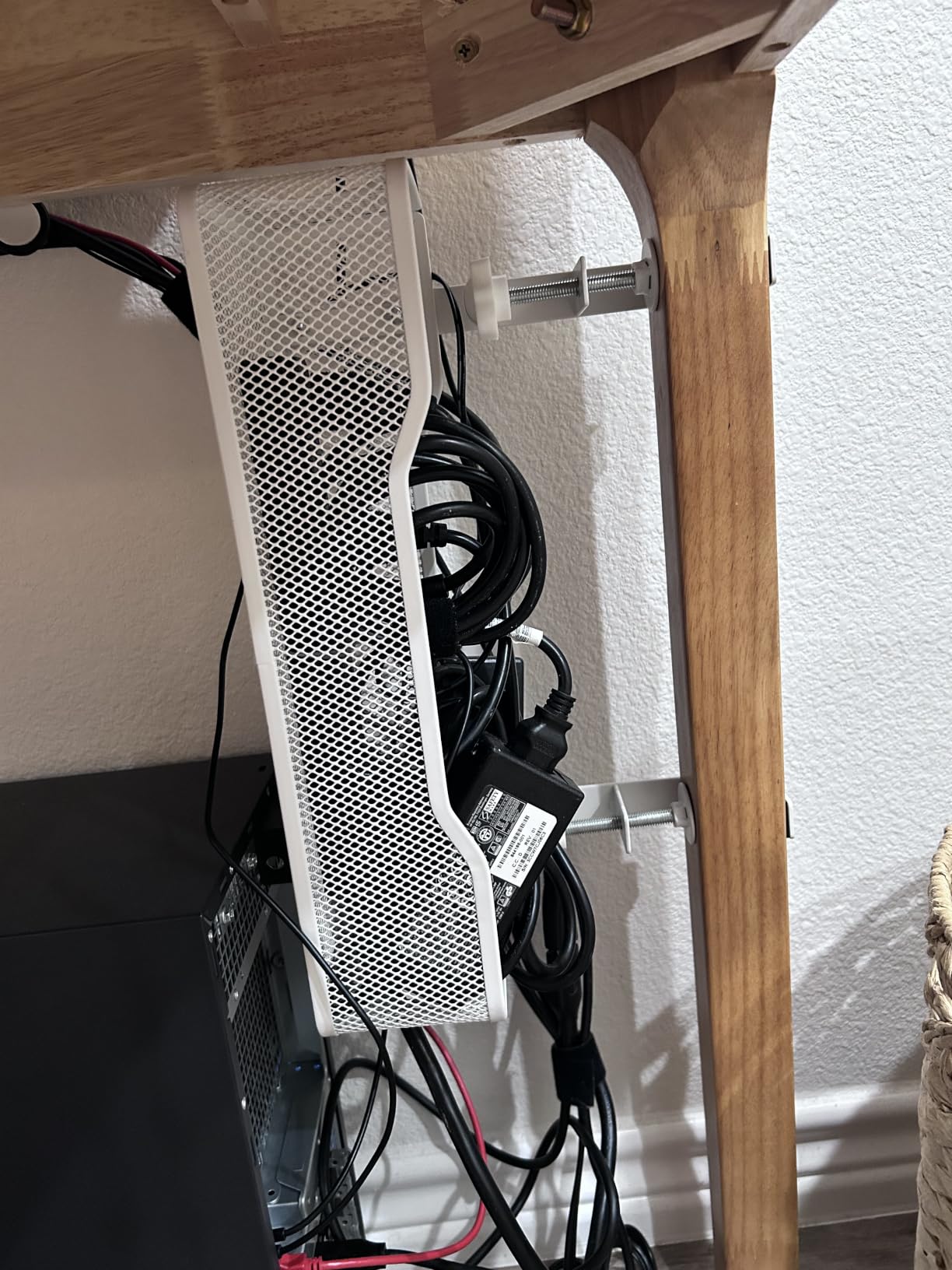 Under Desk Cable Management Tray White, Cinati Wire Organizers No Drill, Cable Tray with Clamp for Wire Management, Cord Organization Box for Office, Home - No Damage to Desk customer photo 1
