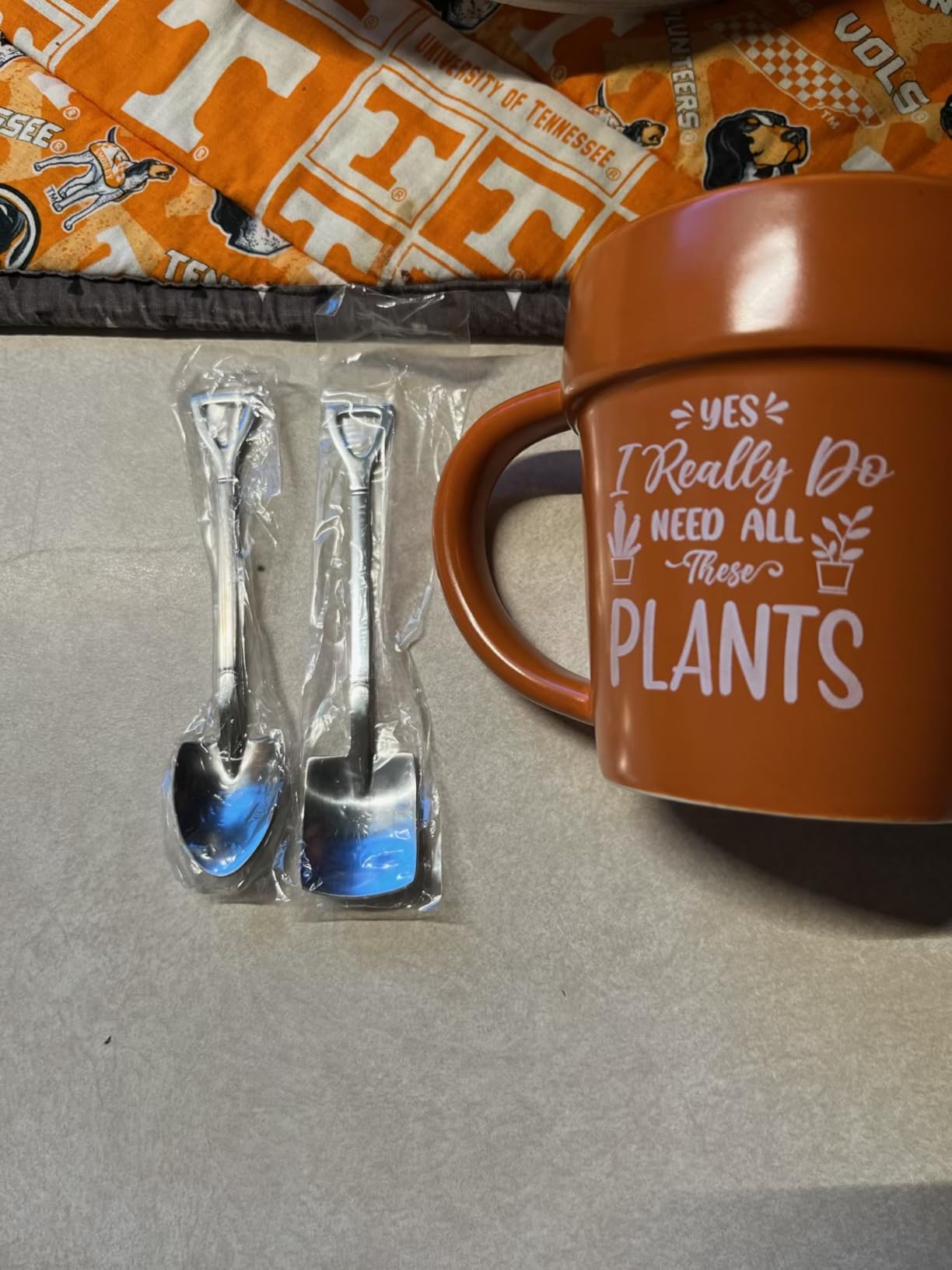 VELENTI Gardener Coffee Mug Gift - Funny Plant Pot Mug with Shovel Spoon - Cool Coffee Mugs for Men, Women - Mug for Gardeners, Dad Birthday Gifts, Cute Mom Christmas Gifts customer photo 2
