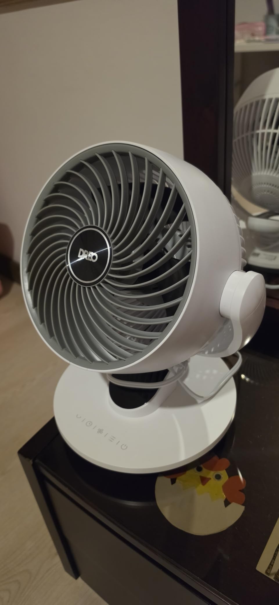 DREO Fan for Bedroom, 13-Inch Oscillating Table Air Circulator Fan for Whole Room, 120° Tilt Adjustment, 25dB Ultra-Quiet, 75ft Powerful Airflow, 4 Speeds Desk Fans with Remote for Home, Office customer photo 2