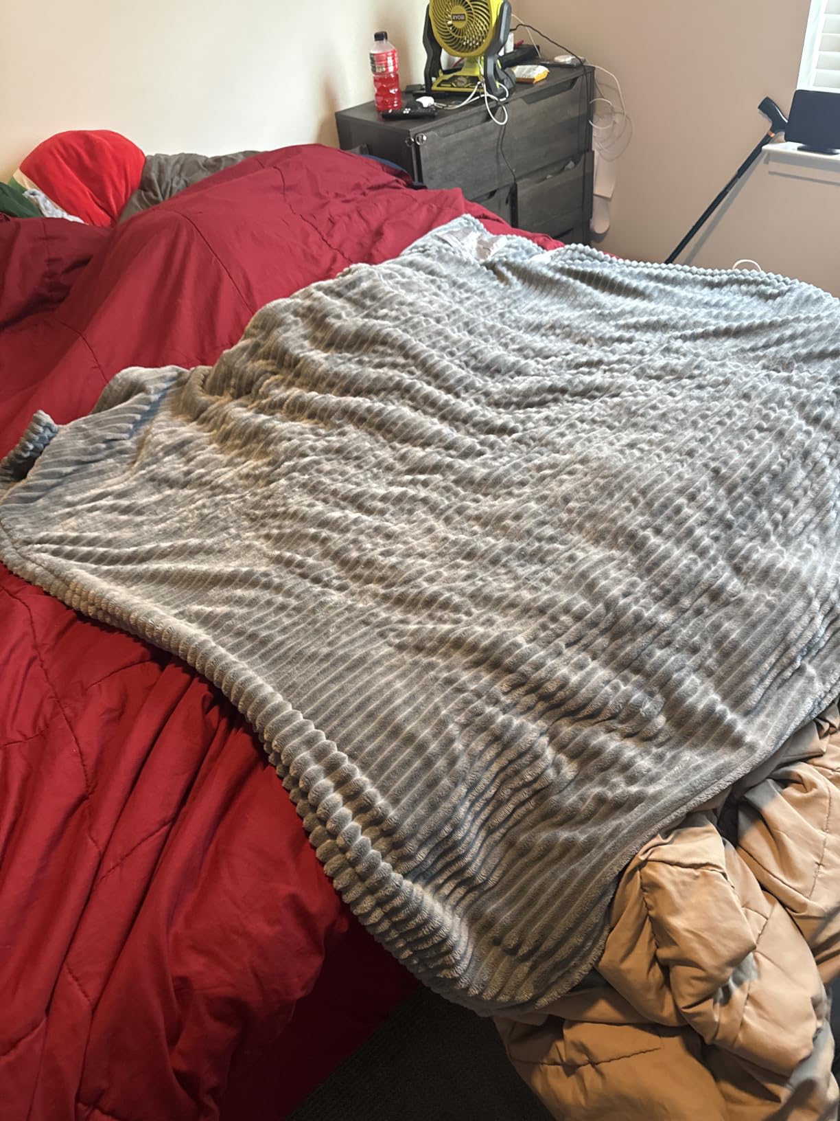 Bedsure GentleSoft Heated Blanket Throw - Soft Ribbed Flannel Electric Blanket, Gifts for Grandma (50x60 inches, Grey) customer photo 1