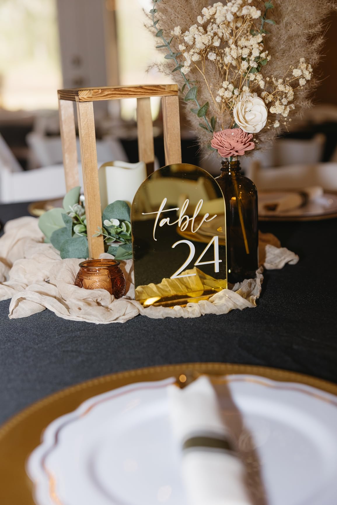 Huquary 16 Pcs Wooden Wedding Lantern Centerpiece Includes 8 Rustic Wooden Lantern Centerpiece and 8 Flameless Candle Holder for Farmhouse Rustic Table Decorations Party Gift(Brown) customer photo 1