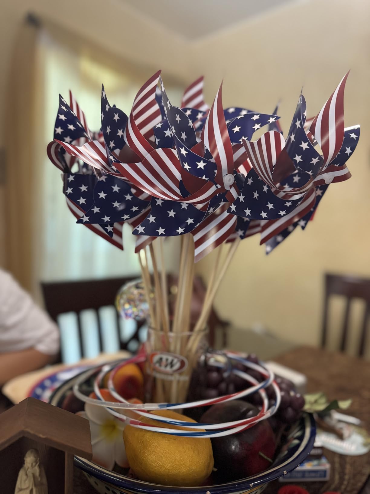 HOOSUN 4th of July Decorations,12Pcs American Flag Patriotic Pinwheels for Yard and Garden,Fourth of July Pinwheels Patriotic Memorial Day Decorations,Garden Wind Spinners,Pinwheel for Kids,Lawn,Patio customer photo 2