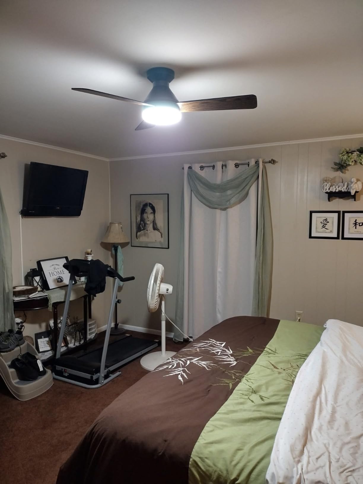 Amico Ceiling Fans with Lights, 42 inch Low Profile Ceiling fan with Light and Remote Control, Flush Mount, Reversible, 3CCT, Dimmable, Noiseless, Black Ceiling Fan for Bedroom, Indoor/Outdoor Use customer photo 1