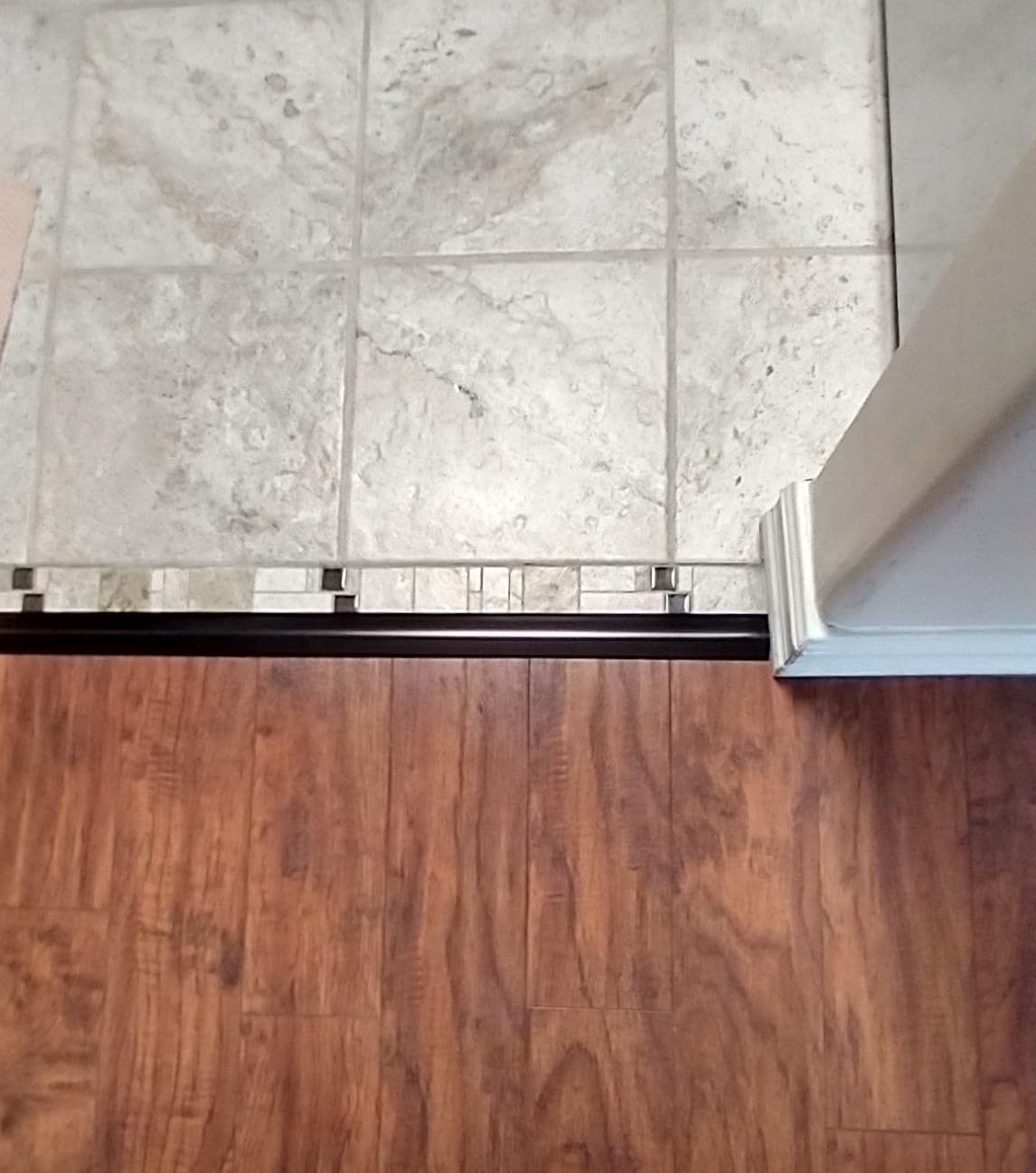 Gaahing Aluminum Floor Transition Threshold Strip, Bridge the Height Gap Between 0.2 to 0.5 inches for Doorway Ramp Tiles Laminate Planks (35.4in x 1.7in, Matte Black) customer photo 2
