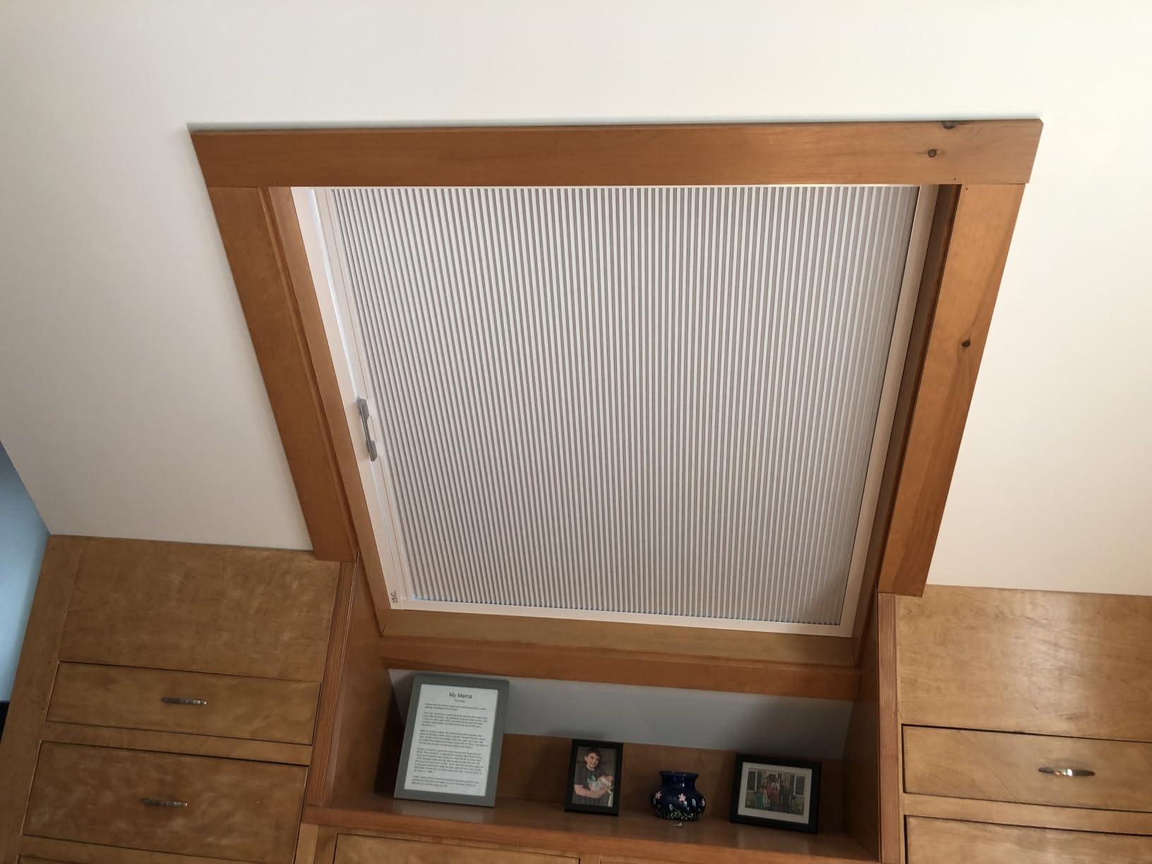 MiLin Skylight Shades & Blinds Blackout Cordless Cellular Blinds for Window Shades Suitable for Roof Inclined Plane Room Windows - Custom Cut to Size (100% Blackout White) customer photo 2