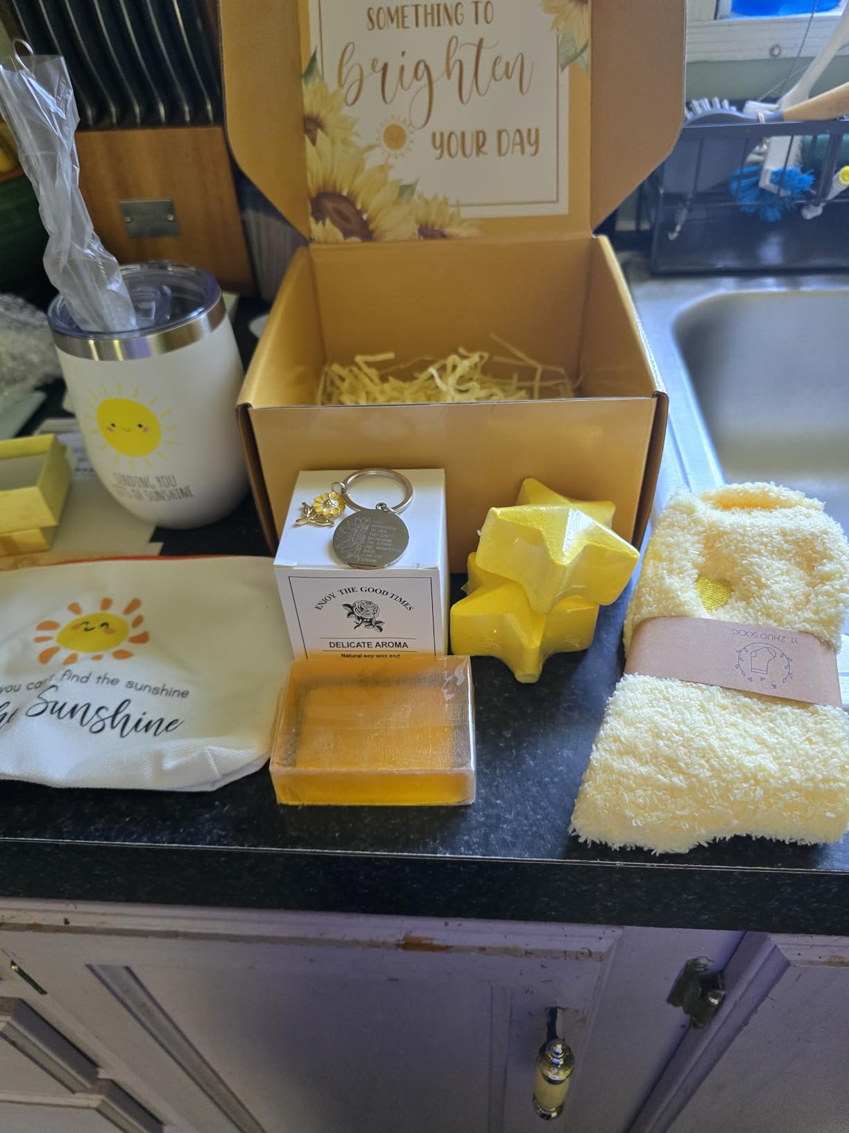 Get Well Soon Gift Baskets for Women, 9pcs Care Package for Women, After Surgery Recovery Gifts, Feel Better Set Thinking Of You - Sending You Hug Sunshine Box for Sick Friend customer photo 2