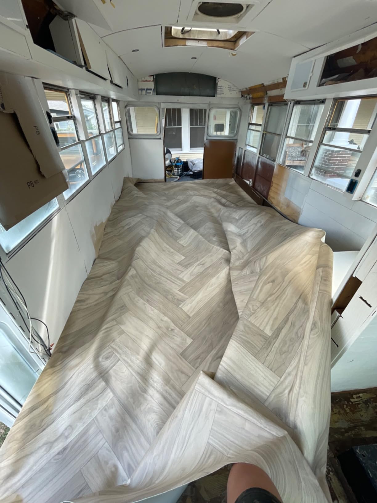Mohawk Elite Sheet Vinyl Flooring in Broken Grey Marble | 8'6