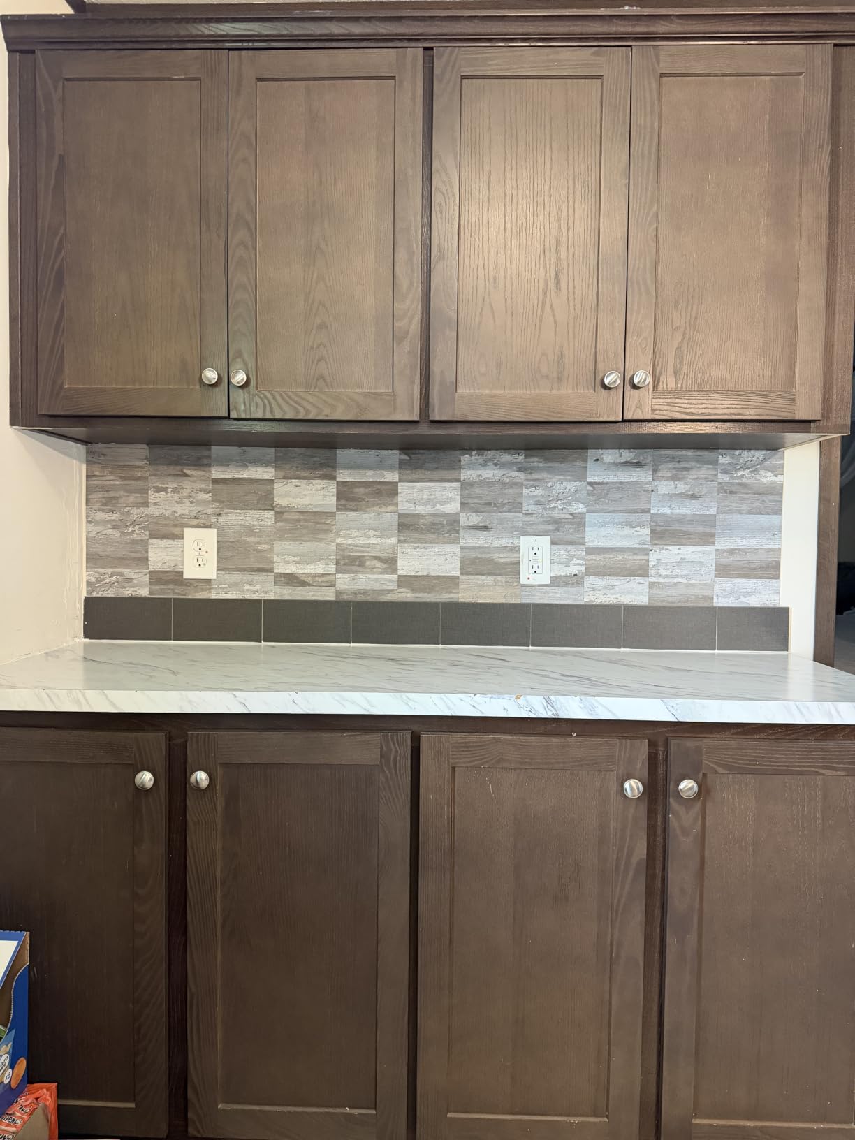 Art3d 102-Pack Peel and Stick Backsplash on Subway Tile, Glossy White | 3 x 6 in, PVC, Self Adhesive, Waterproof, Traceless Peel, Modular Splicing, Ideal for Vanities, Bathrooms customer photo 2