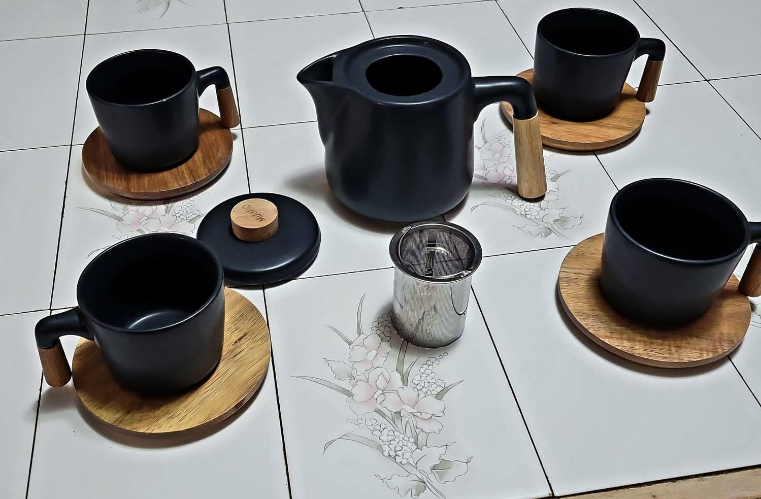 MIAMIO - 34 Oz Ceramic Tea Pot Set with Infuser and Cups/Tea Strainer, 4 Ceramic Tea Mugs (10 Oz), Bamboo Saucers/Handle for Home and Office (White) customer photo 2