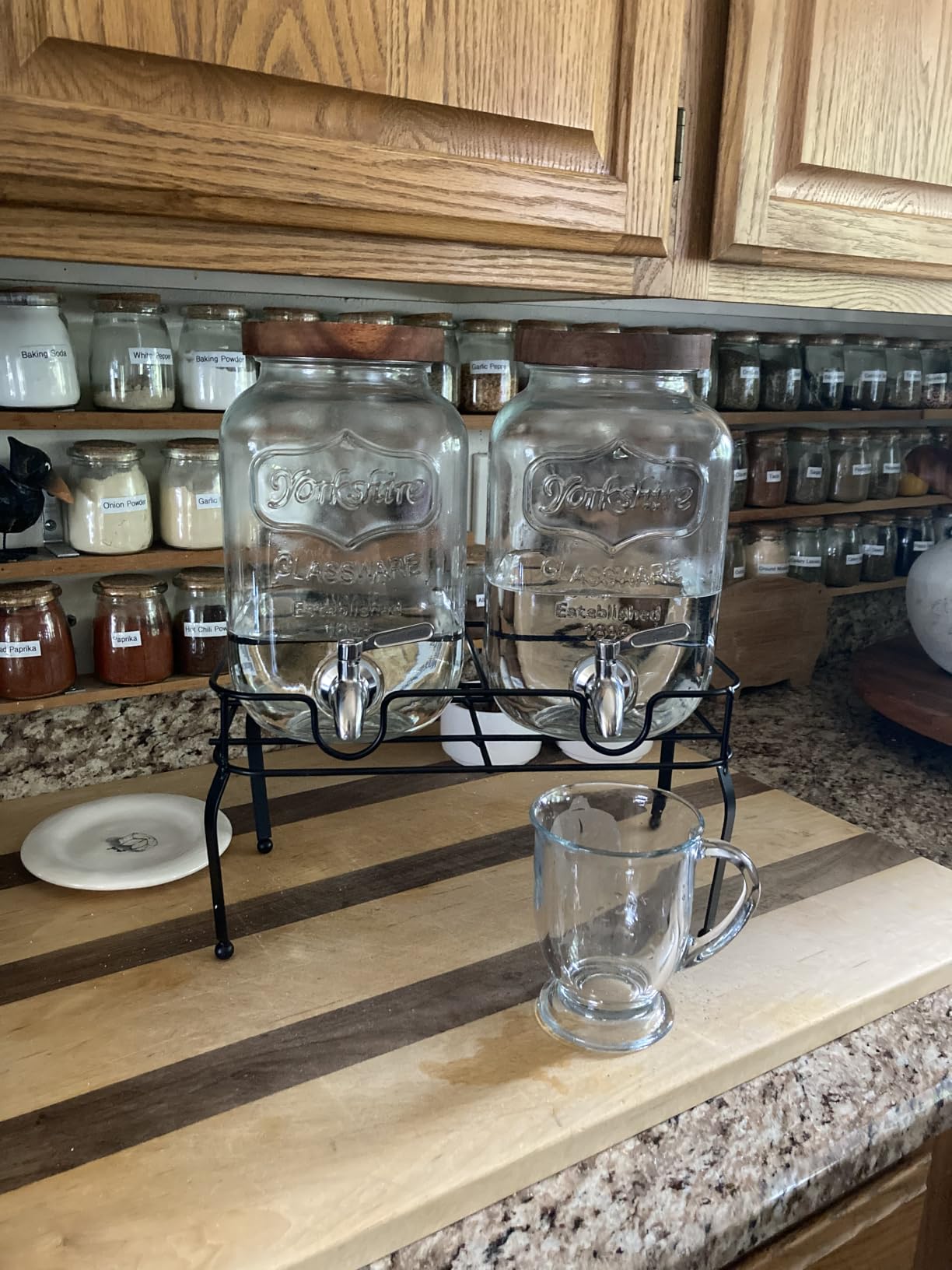 Mustry 1 Gallon Glass Drink Dispenser for Parties with Stand, 2 Pcs | Leak-Proof Stainless Steel Spigot & Acacia Lid, Beverage Dispenser for Parties and Gatherings, Sun Tea Jar, Lemonade Stand customer photo 1