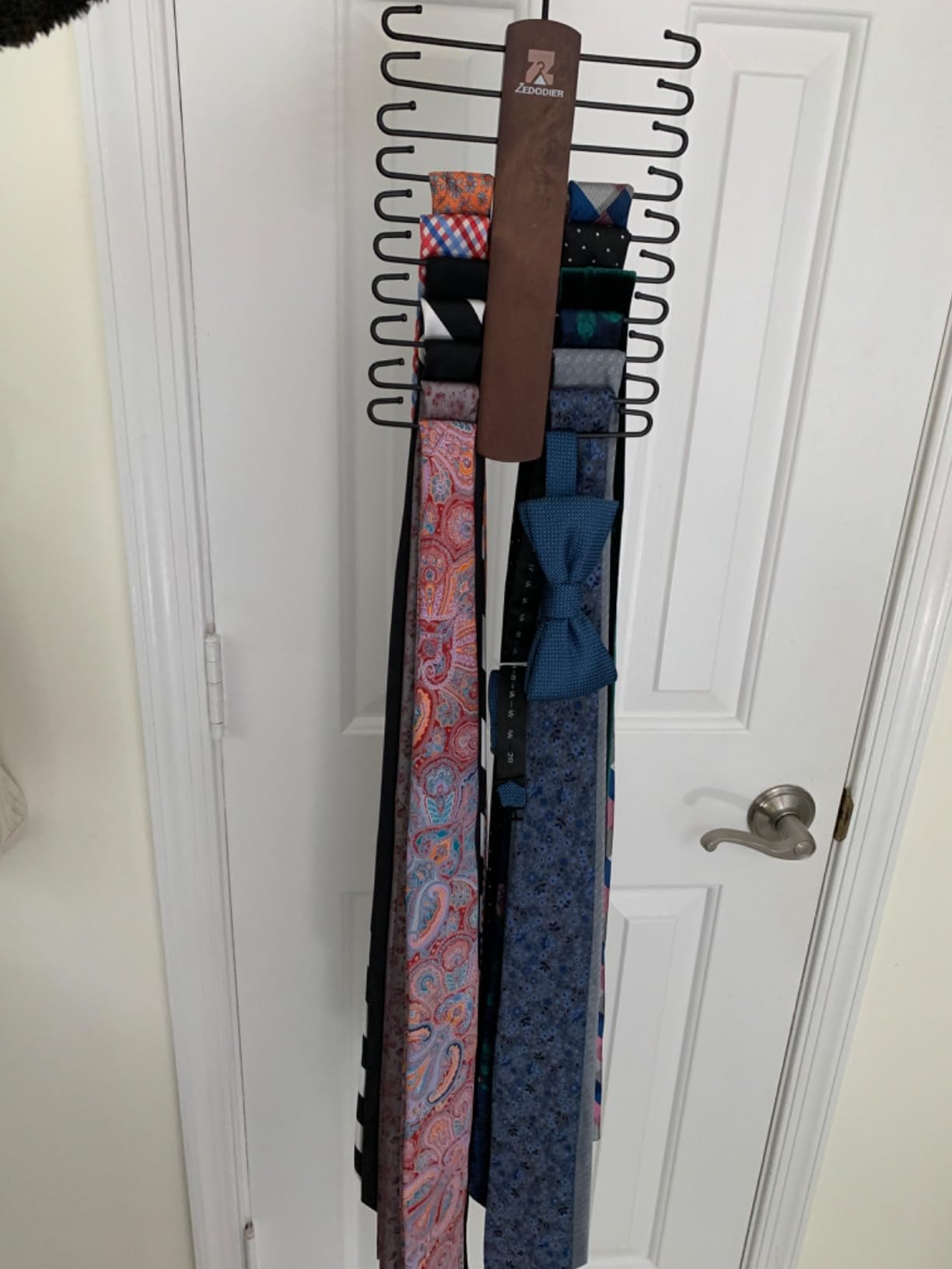 ZEDODIER 2 Pack Tie Hanger, Tie Organizer for Closet, Holds 40 Ties | Tie Rack with 40 Adjustable Hooks, 360° Rotating customer photo 1