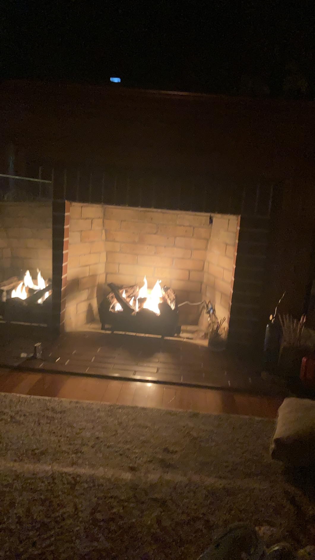 Duluth Forge Ventless Dual Fuel Gas Log Set - 30 in. Split Oak, 33,000 BTU, Remote Control - Model# DLS-30R-1 customer photo 1