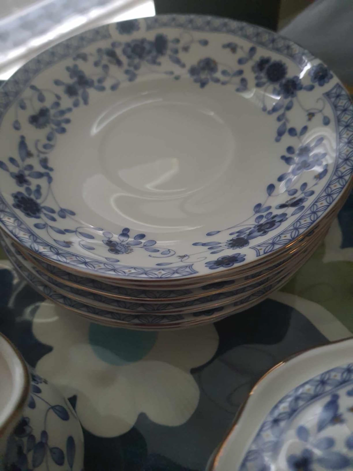 Bone China Tea Set, 21-Pieces Porcelain Tea Set for Adults, Tea Cups And Saucers for 6, with Teapot, Spoons, Sugar Bowl, Creamer Pitcher, Vintage Tea Set for Women Tea Party, Gift Box (Blue) customer photo 1