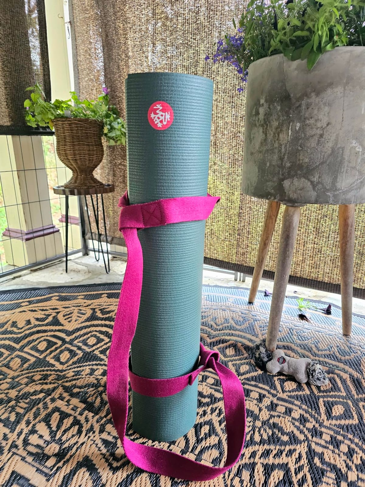 Manduka PRO Yoga Mat - 6mm | Lifetime Durability | Hygienic Construction | Premium Studio Quality | Teacher Approved customer photo 2