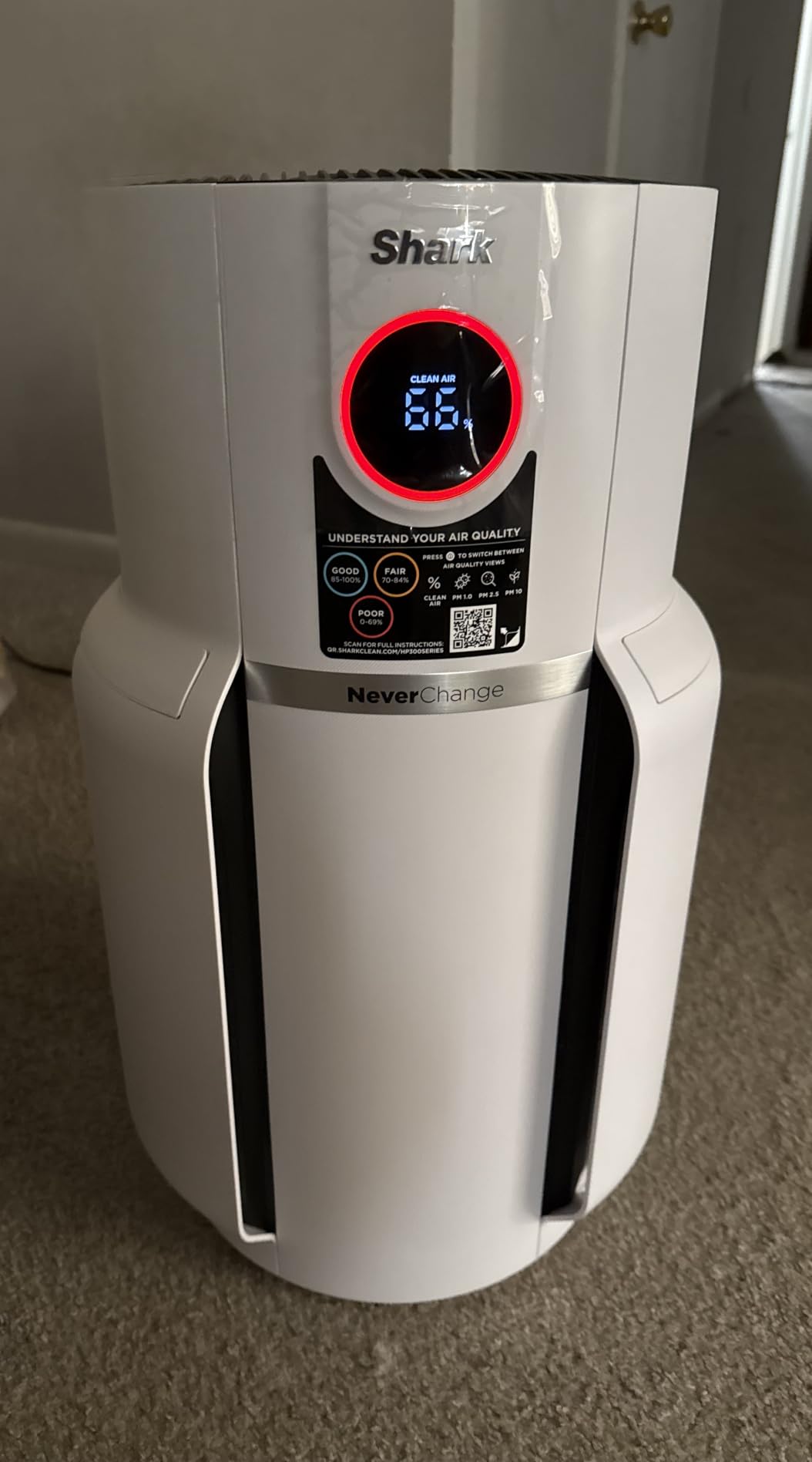 Shark NeverChange Air Purifier, HP152, Charcoal | For Home, Large Room, HEPA-Exceeding Filter with Odor Neutralizer, Captures Pollutants, Pet Dander, Dust, Smoke, and More customer photo 1
