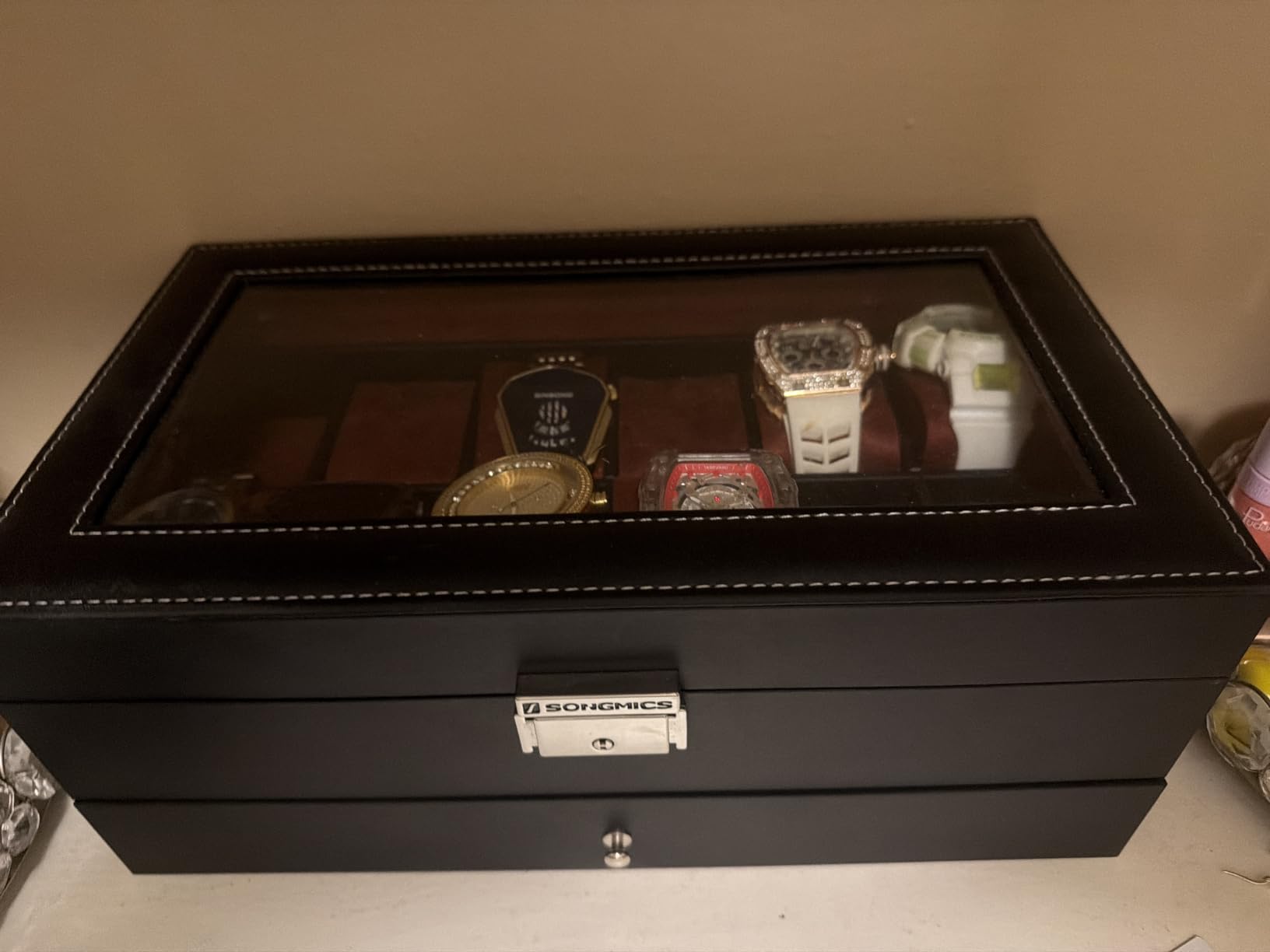 SONGMICS 12-Slot Watch Box, Lockable with Glass Lid, 2 Layers Watch Case, Black Synthetic Leather, Red Lining, BRIDIE Collection, UJWB012R01 customer photo 1