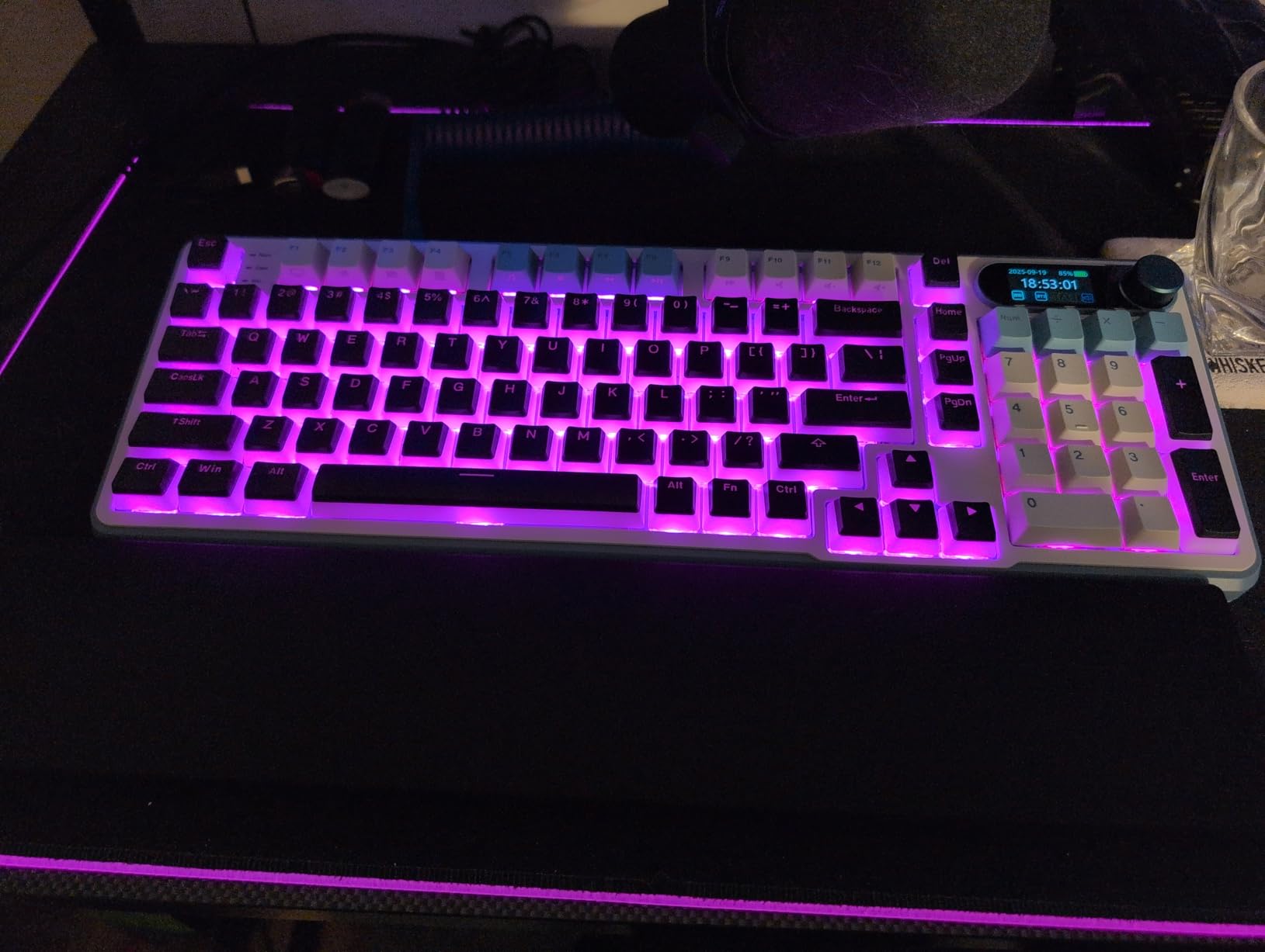 RK ROYAL KLUDGE S98 Wireless Mechanical Keyboard w/Smart Display & Knob | 96% Top Mount RGB Gaming Keyboard BT/2.4G/USB-C, 5-Layer Noise Dampening, Creamy Sound Pre-lubed Switch,Hot Swap, 98 Keys customer photo 2