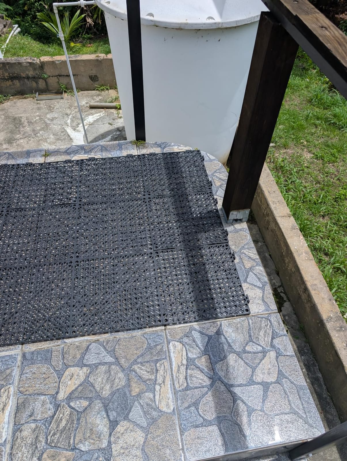 ToLanbbt Plastic Interlocking Deck Tiles 27 Pack 12