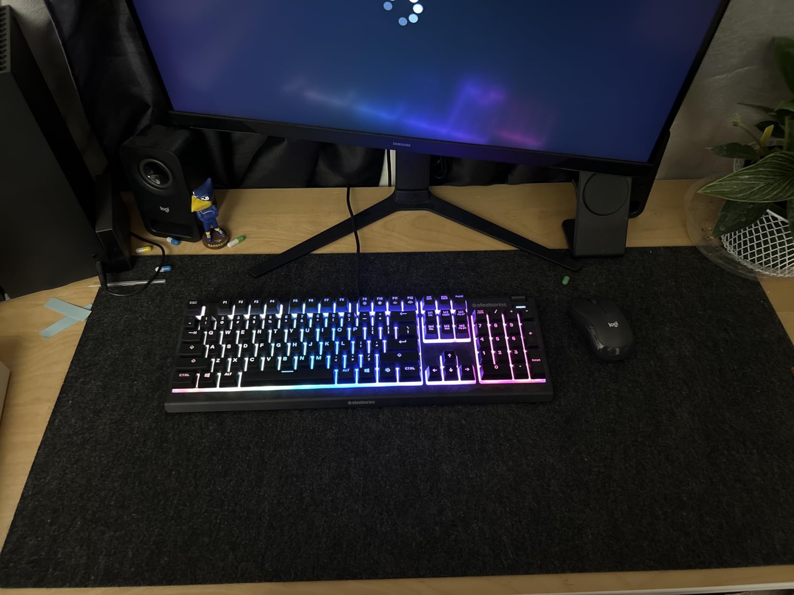 Nordik Felt Desk Mat - Large Felt Desk Pad - Charcoal 35 x 17 inches - Premium Desk Matt for Desktop, Full Desk Keyboard Mouse Pad, High Quality Felt and Non-Slip Rubber Liner for Home and Office customer photo 1