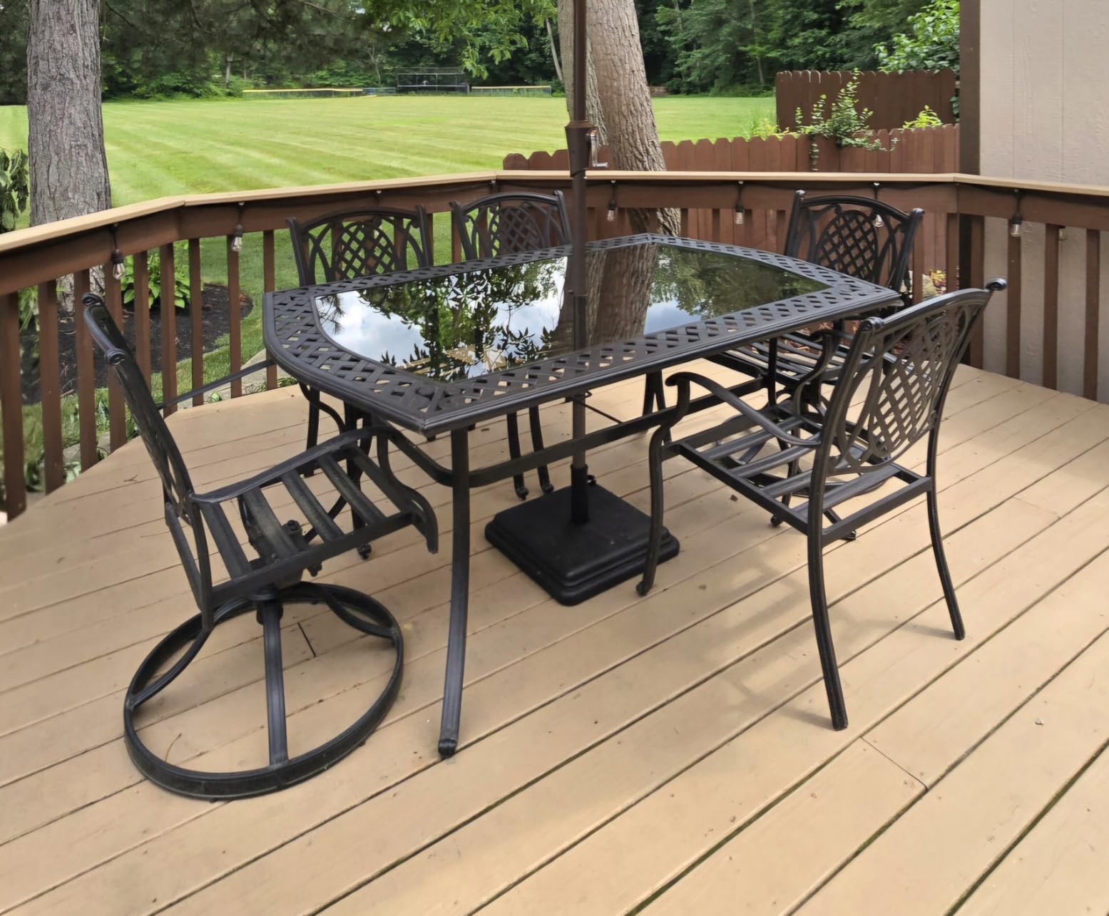 US Weight 40lb Outdoor Umbrella Base - Use with Patio Table - Black customer photo 2