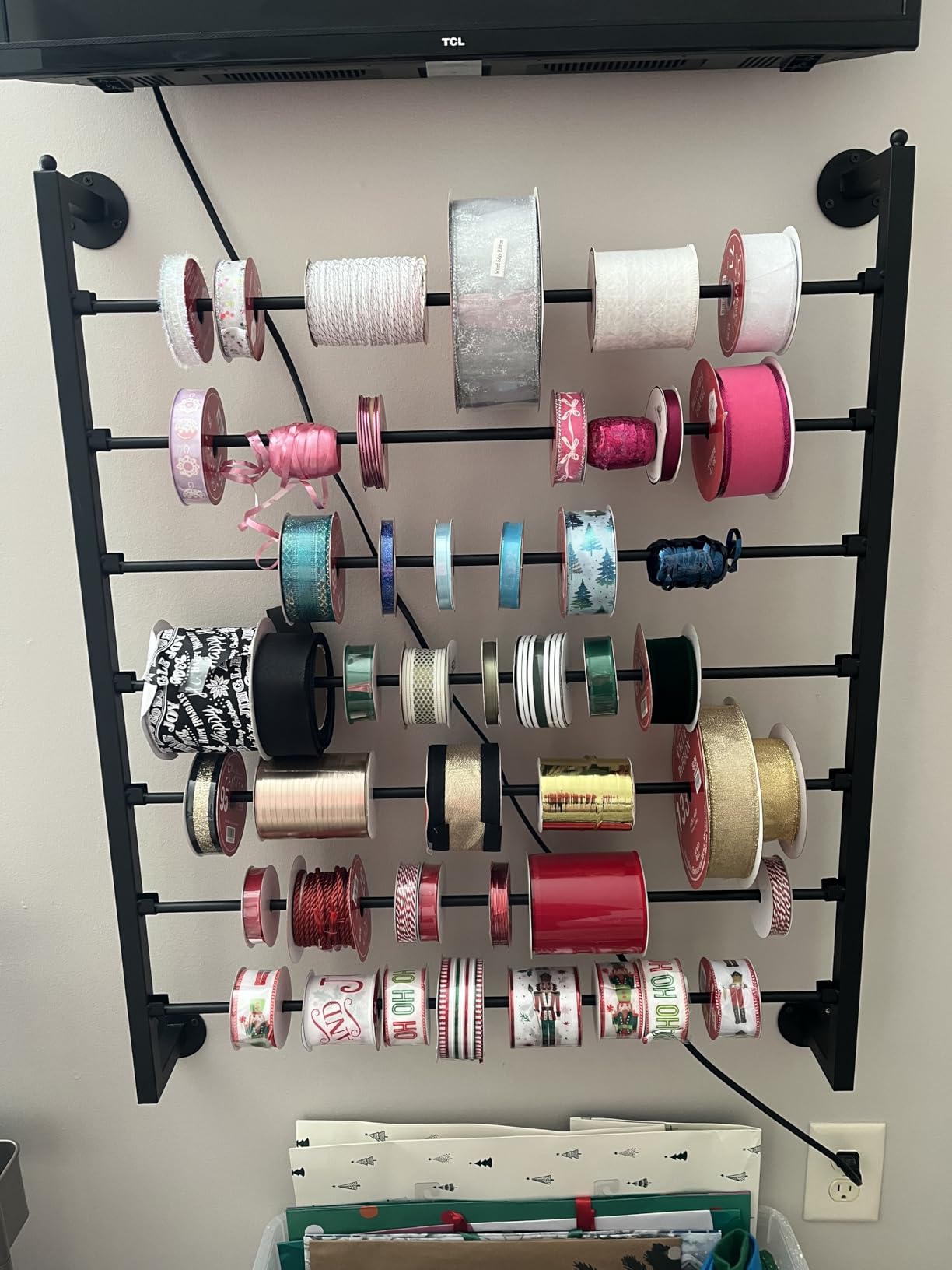 ikare Ribbon Storage Organizer, Wall Mounted Ribbon Organizer, Wrapping Paper Rack, 7-Tier Metal Ribbon Storage for Craft Room, Flower Shop, Christmas Gift Wrapping Paper customer photo 2
