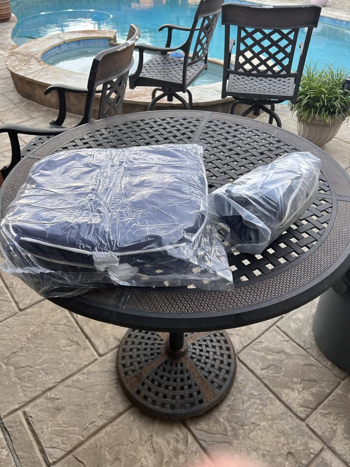 DYTXIII Set of 4 Outdoor Chair Cushions with Ties,Water Repellent Patio Chair Pads 17