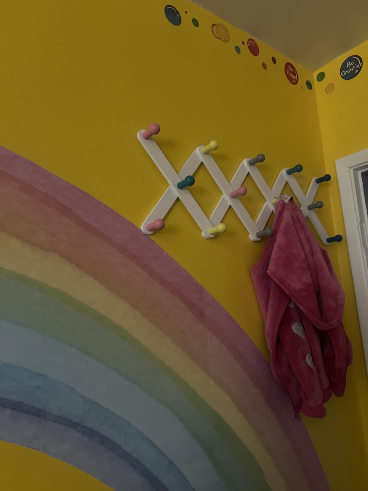 Suzile Kids Coat Rack Wall Mount Expandable Accordion, Pastel Color customer photo 1