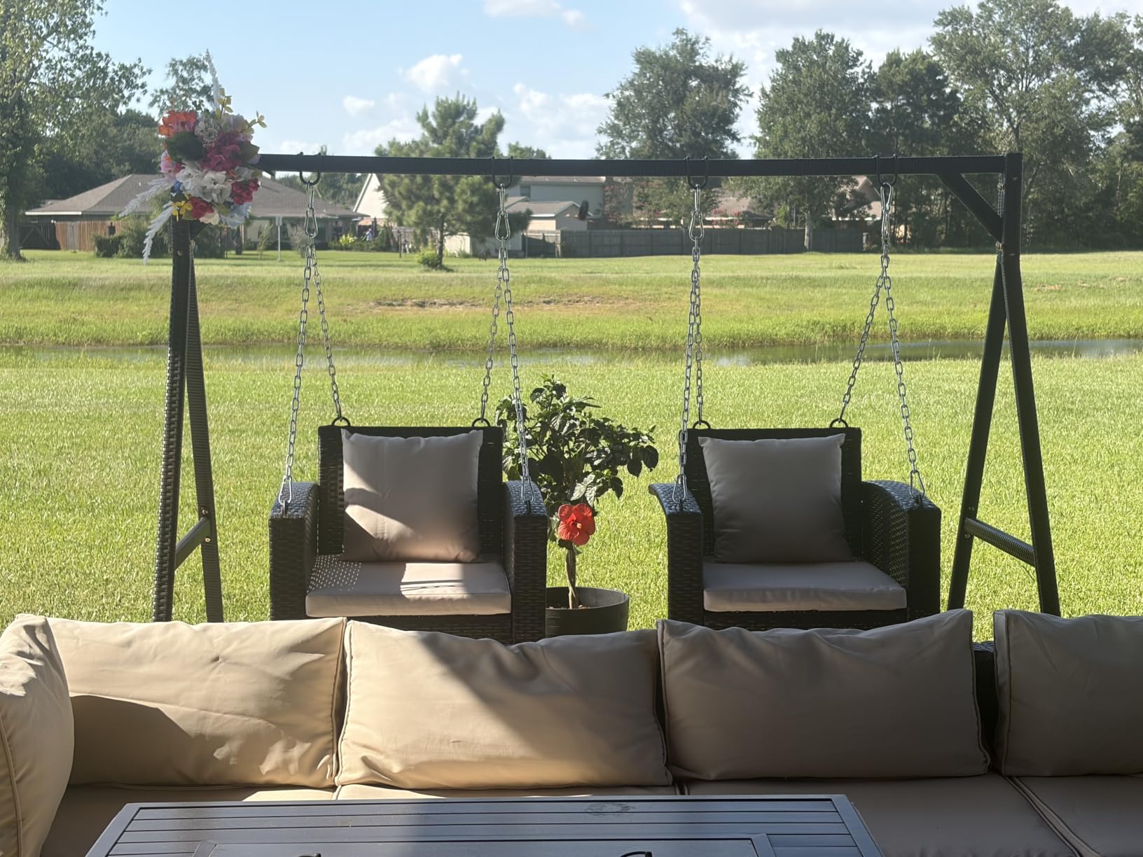 VINGLI 4FT Rattan Swing Bench, Outdoor Wicker Hanging Porch Swing (Grey) customer photo 1