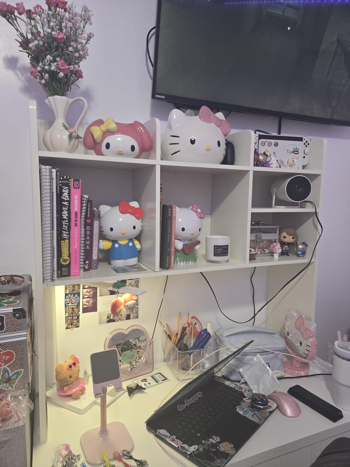 ChooChoo Desk Hutch Dorm, Desktop Bookshelf with 7 Shelves | Desktop Shelf, Bookshelf Storage for College Dorm Office Home, White customer photo 1