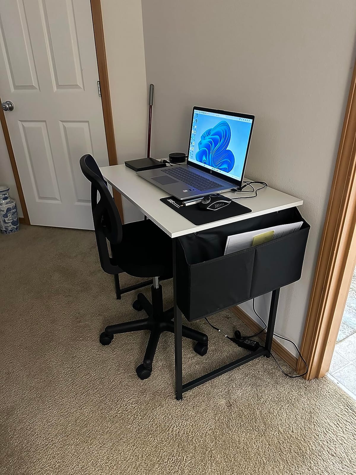 DLisiting Small Desk with Drawers for Bedroom, 32 Inch Kids Desk with 2 Fabric Drawers for Small Space, Study Writing Table PC Desks, Black customer photo 2