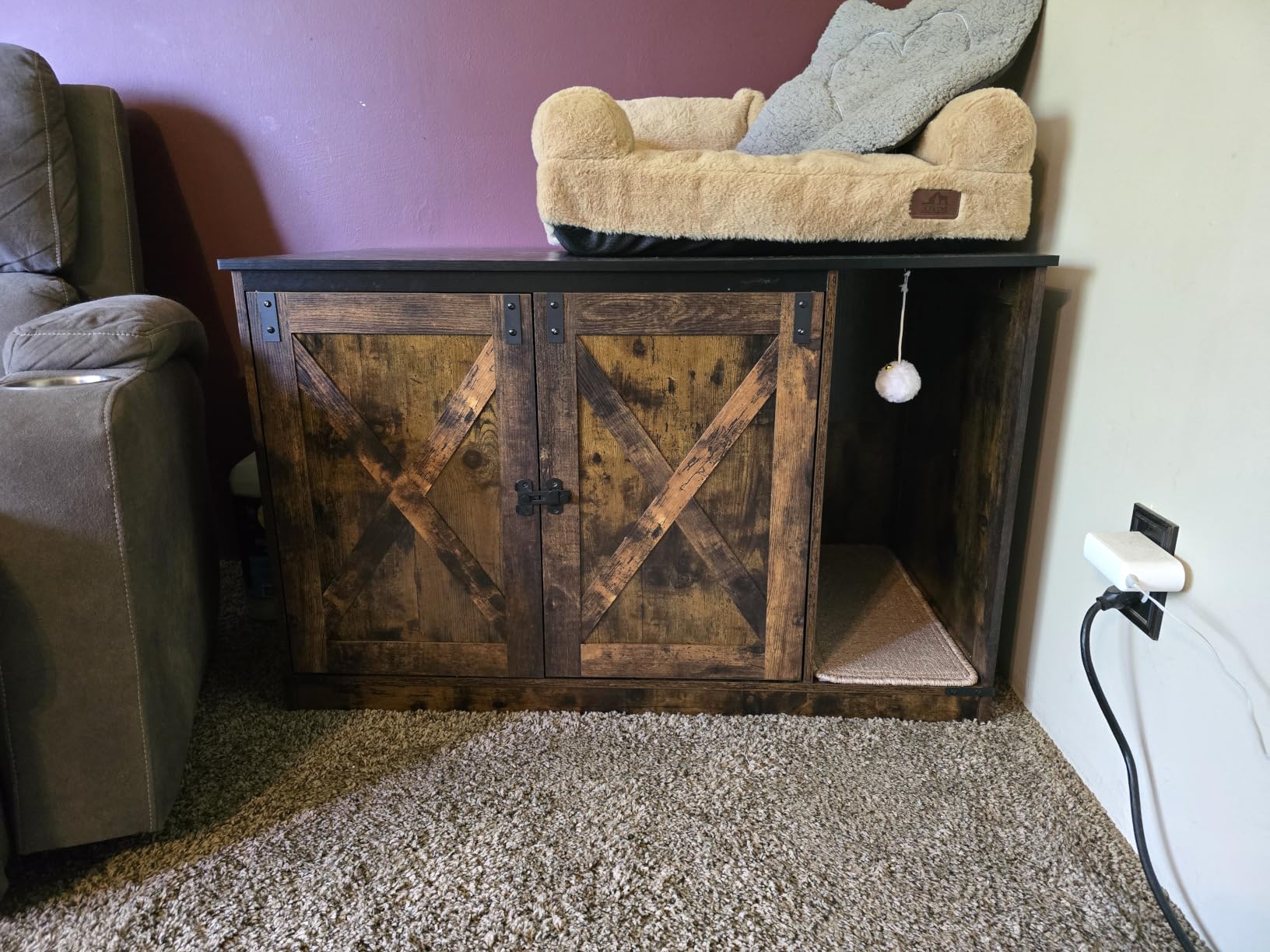 Hzuaneri Cat Litter Box Enclosure, Hidden Litter Box Cabinet Furniture | Indoor Cat House with Bell, Farmhouse Style, 31.5 x 19.7 x 20.9 Inches, for Hallway, Bedroom, Rustic Brown and White CB82414X customer photo 1