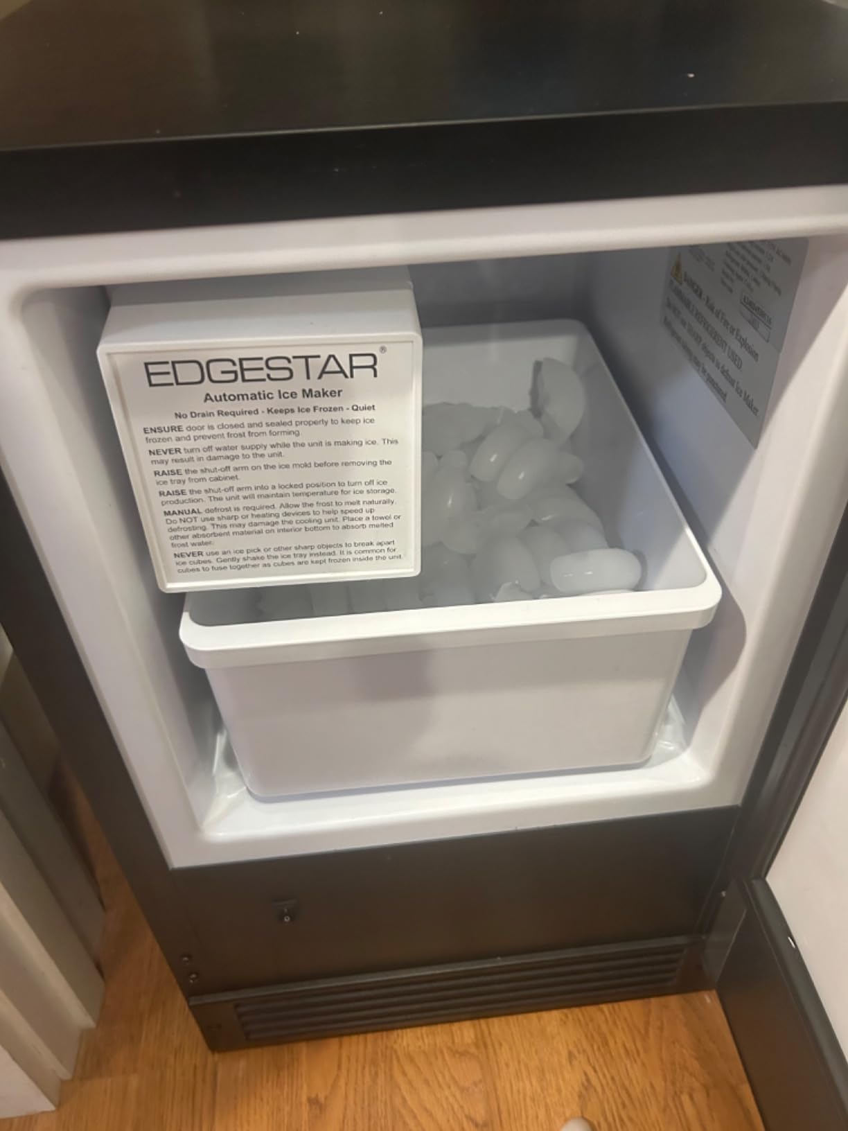 EdgeStar 15 Inch 15 Lb/Day Built-In Ice Maker 12 Lb Bin - No Drain Required | 15 Lb Daily Crescent Shaped Ice Production, Stainless Steel customer photo 2