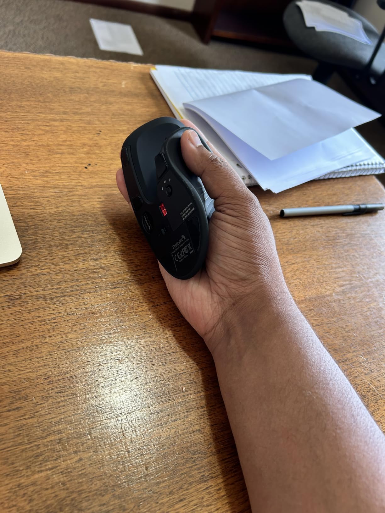 ProtoArc EM11 NL Wireless Ergonomic Vertical Mouse, Rechargeable, Black | 58 degree vertical design supports a natural wrist posture, connect 3 devices via Bluetooth/2.4G USB-A, 500mAh USB-C rechargeable. customer photo 1